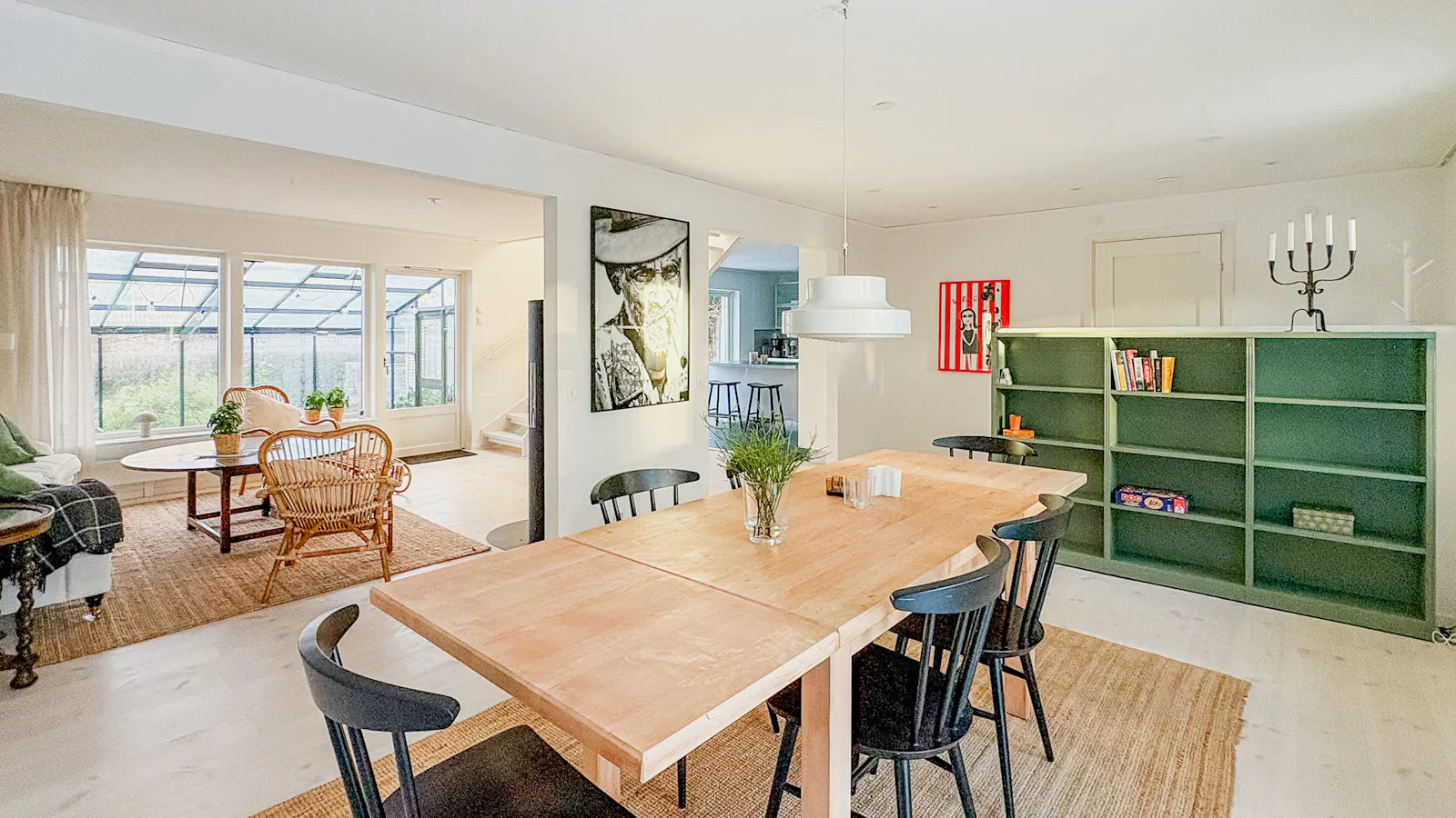 Havsnära poolvilla med medelhavskänsla – bild 6 av 24