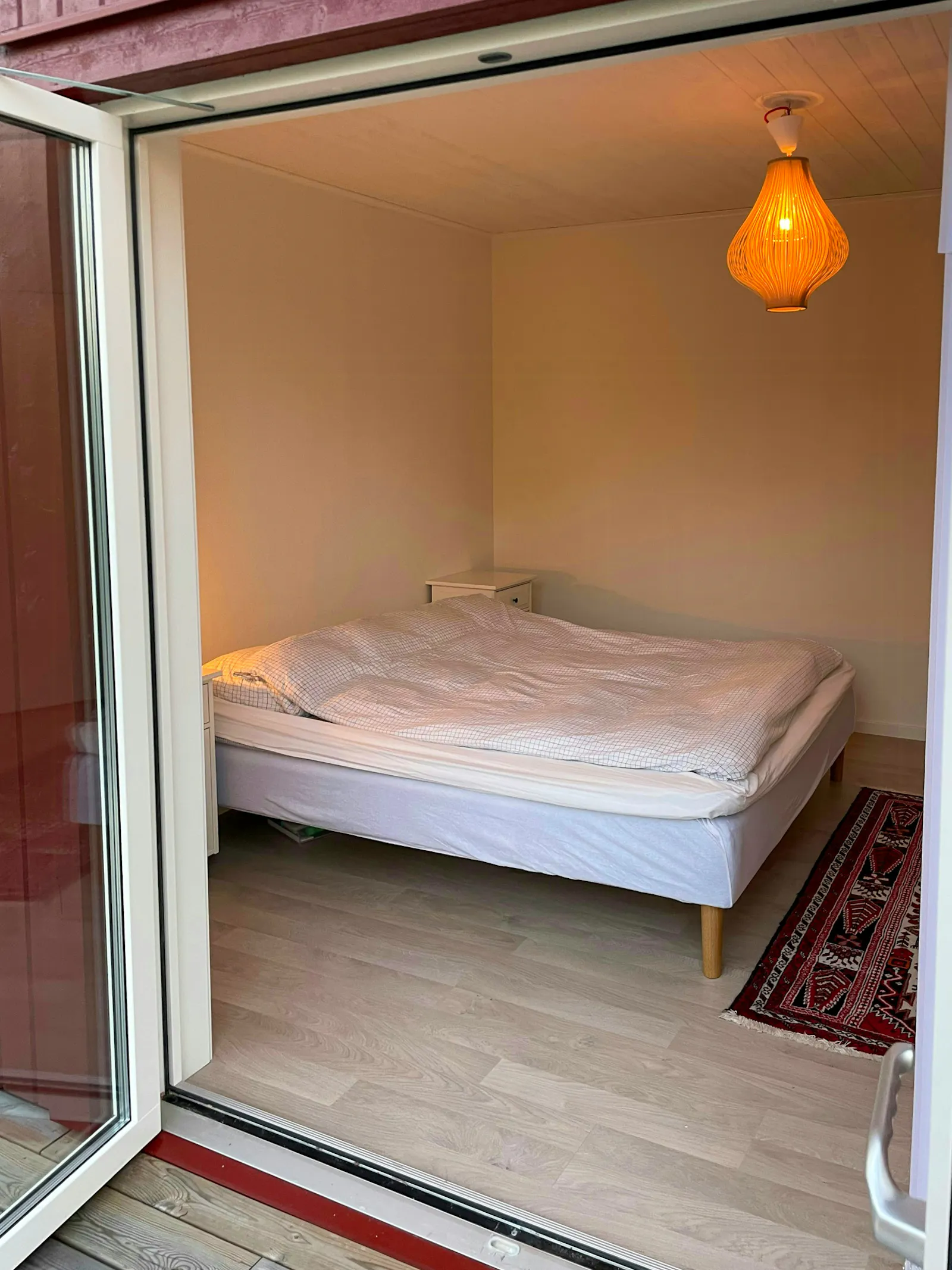 Nybyggt sommarhus vid badsjö i Sala – bild 21 av 24