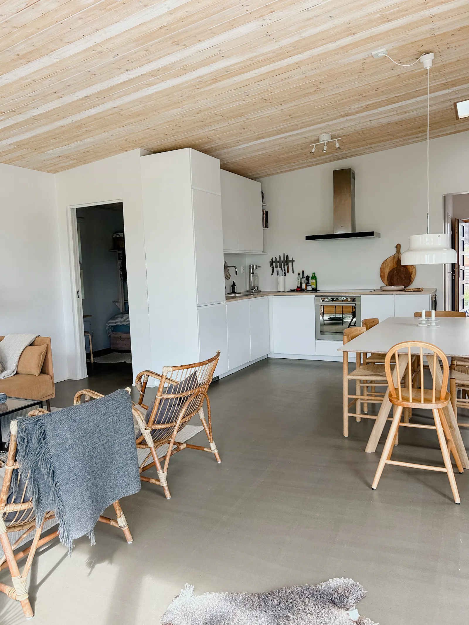 Harmoni i Furuboda: arkitektritad familjeoas – bild 6 av 24