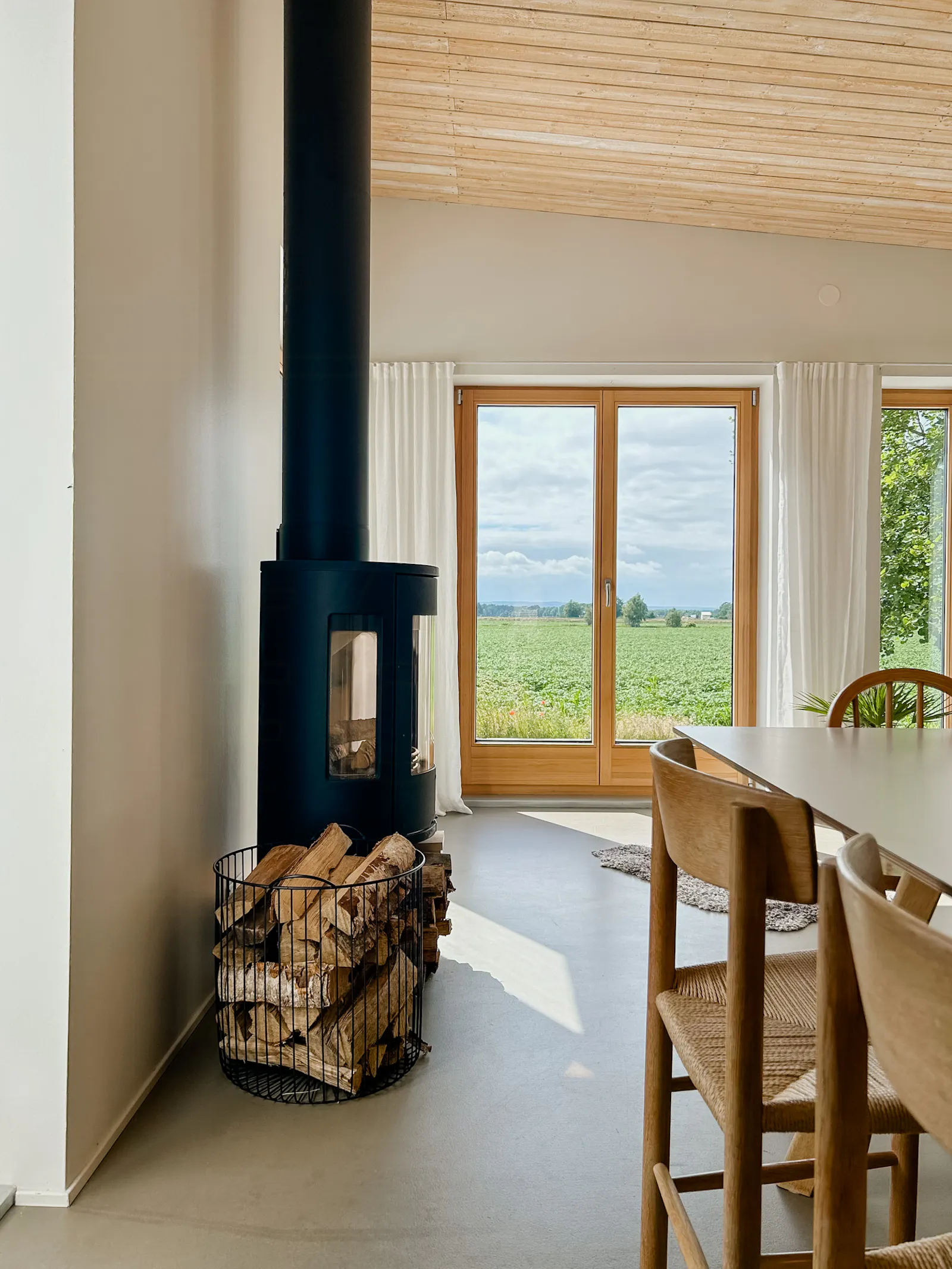 Harmoni i Furuboda: arkitektritad familjeoas – bild 12 av 24
