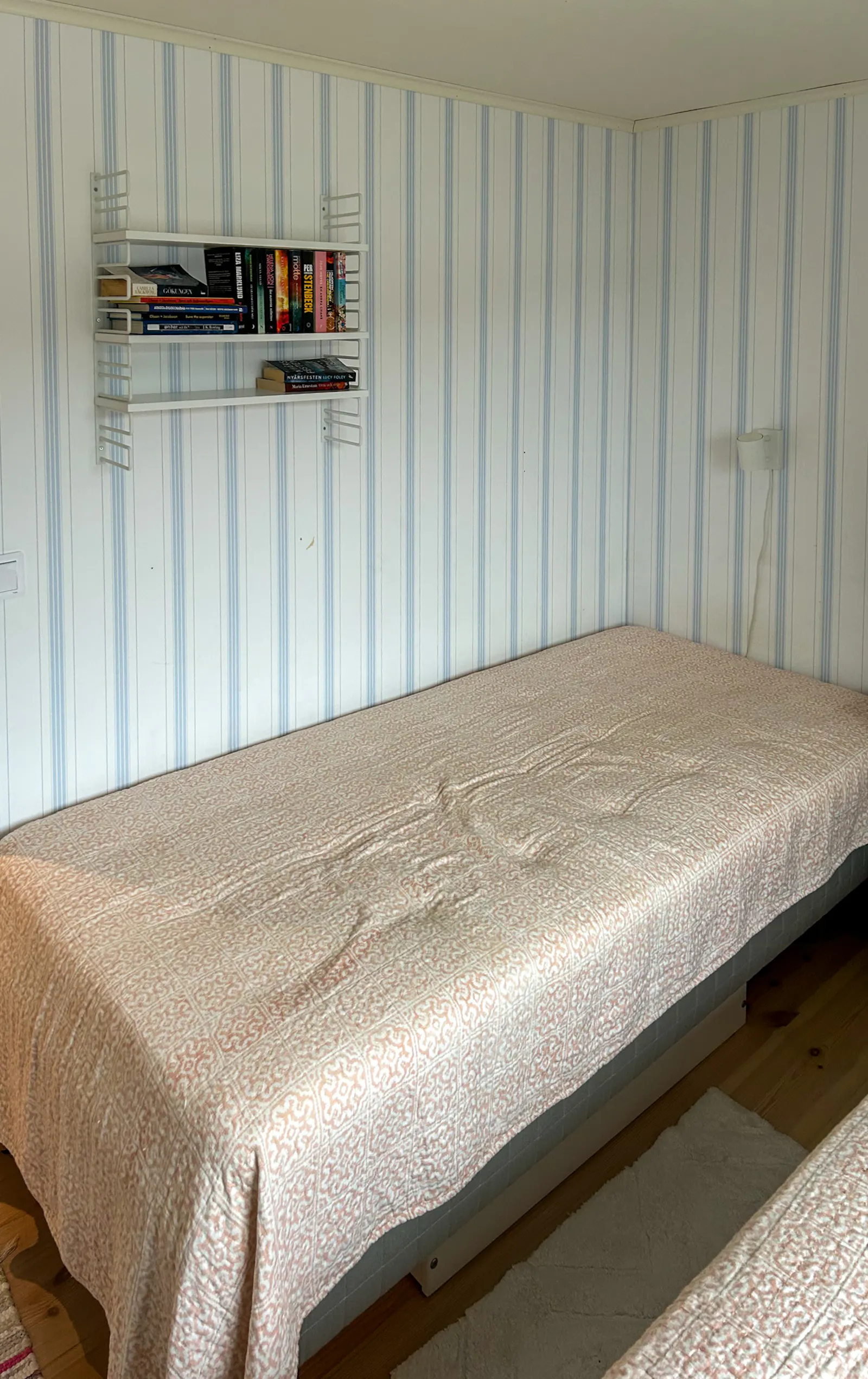 Havsnära hus med pool vid Hällevikstrand – bild 14 av 24