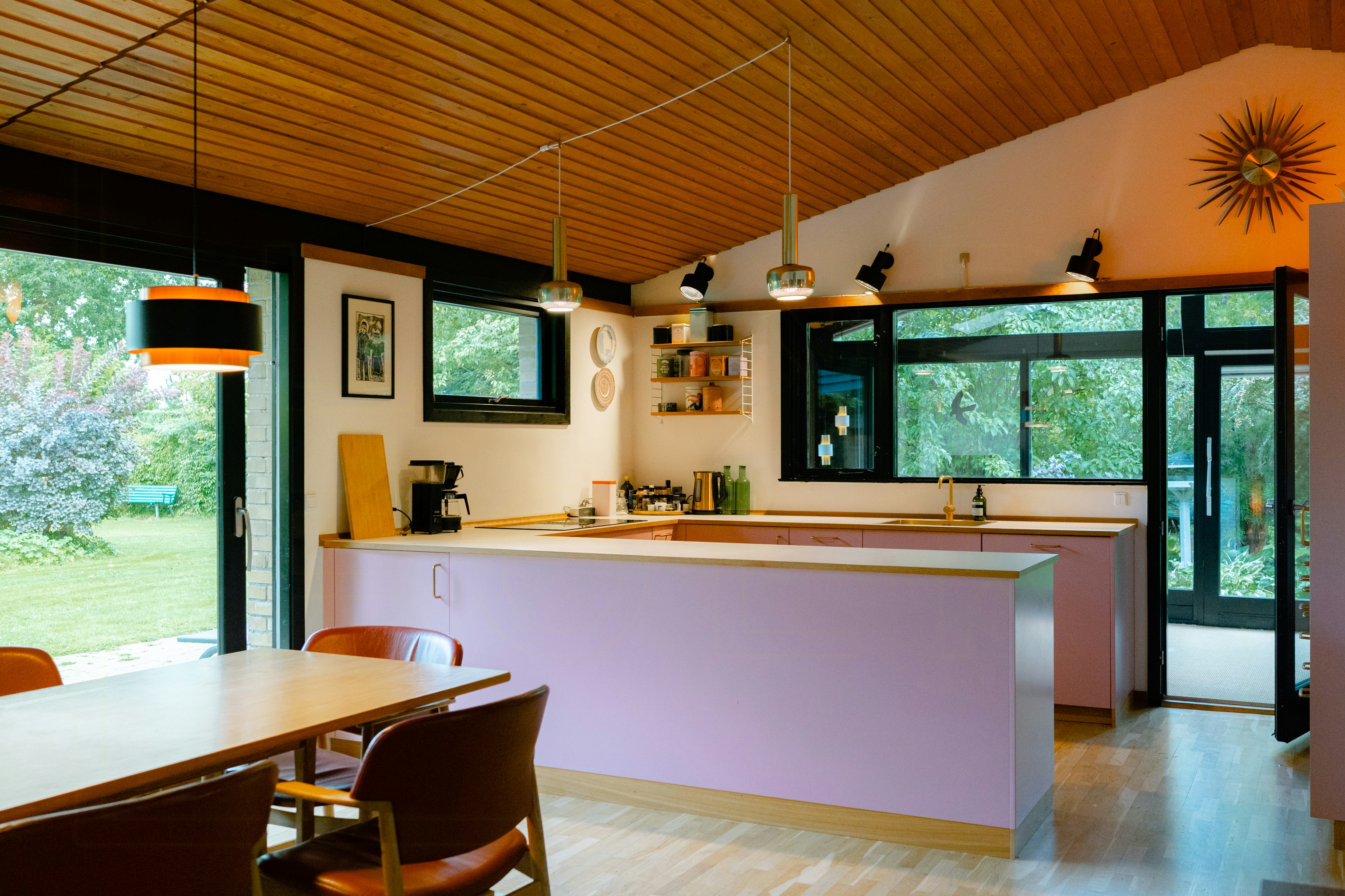 Oplev Anne og Peters 60’er perle her