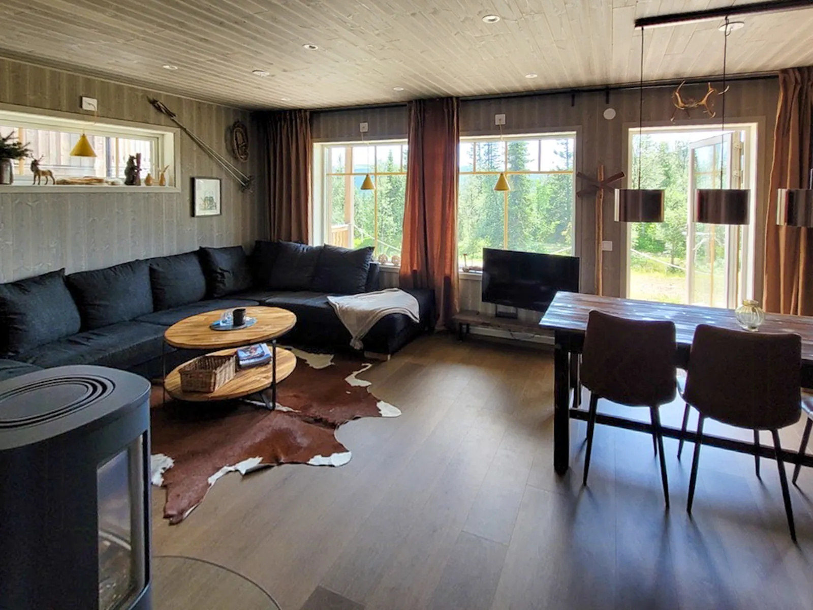 Modern fjälllägenhet med utsikt över Vemdalsskalet – bild 8 av 23