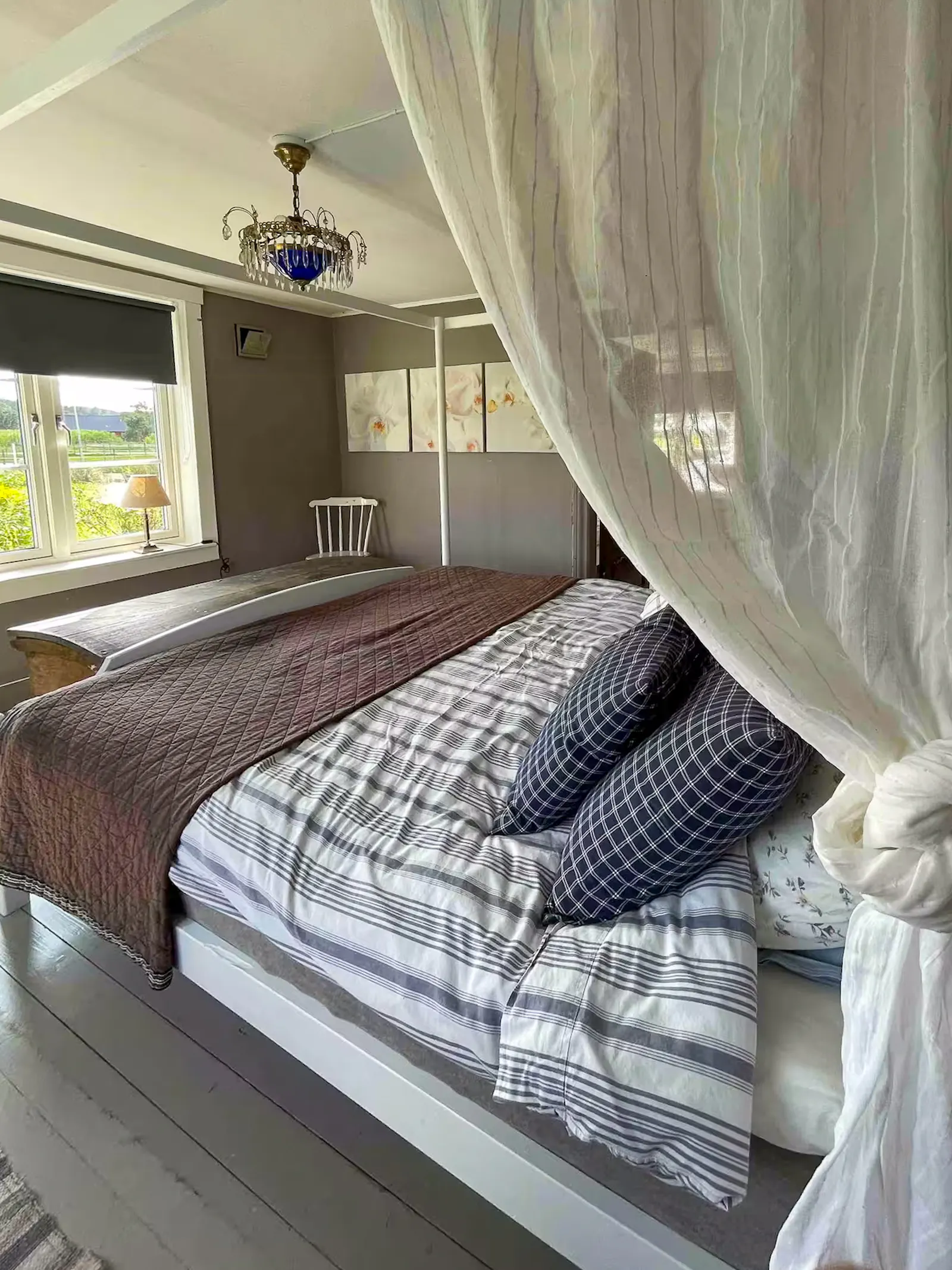 Gårdsidyll med fält och djurliv nära Halmstad – bild 16 av 24