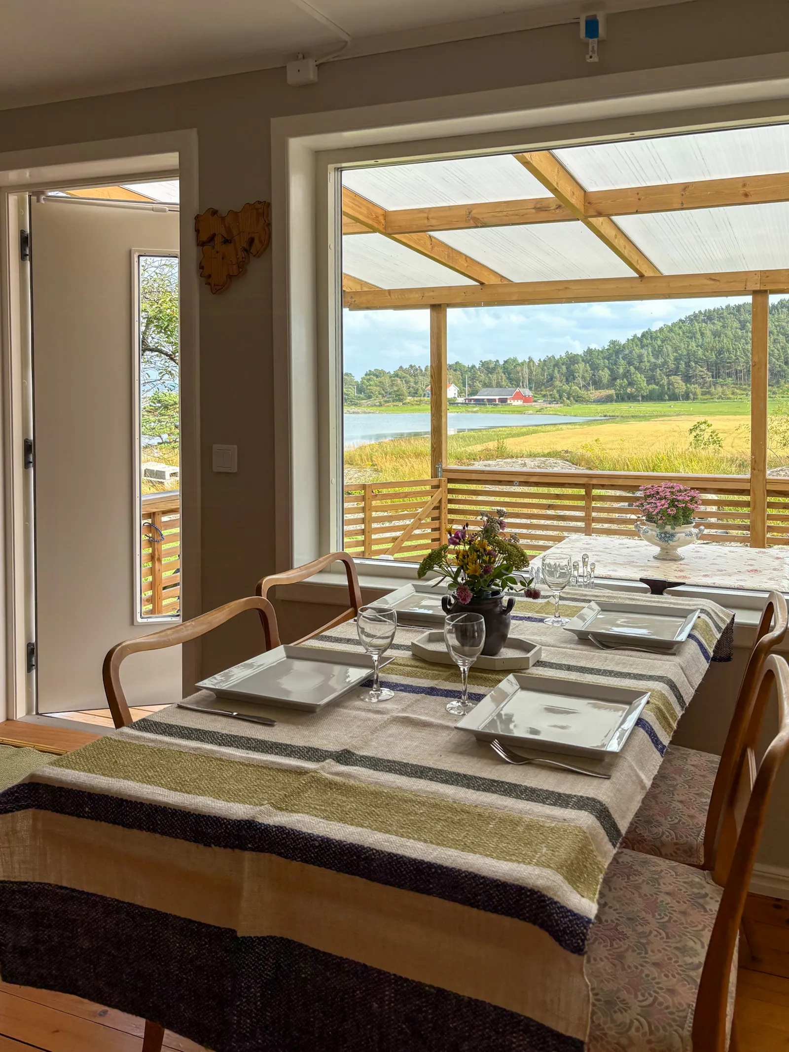 Havsnära stuga med utsikt över Tjörns skärgård – bild 10 av 24