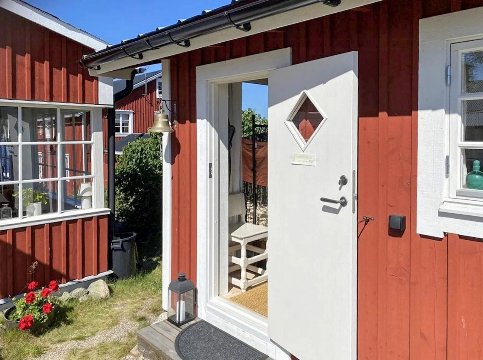 Hus med egen brygga i Kuggören – bild 24 av 24