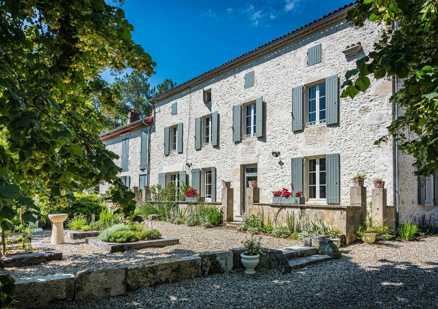 Lot-et-Garonne cover image