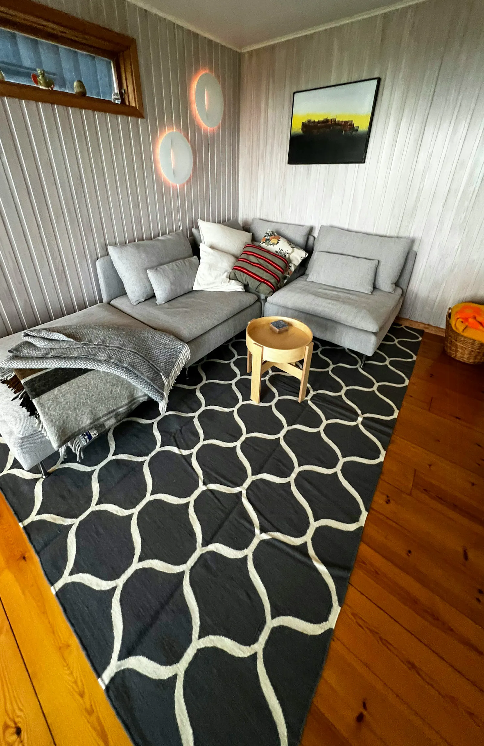Modern stuga med havsutsikt nära Ugglarpsstrand – bild 8 av 21