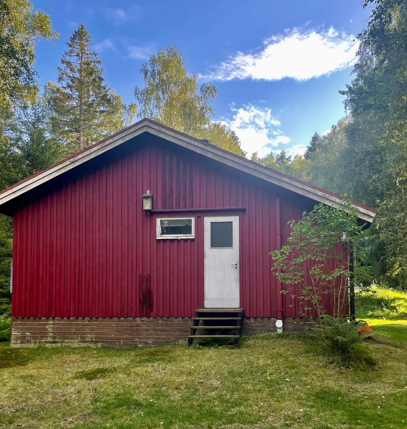 Skogsstuga nära havet på Orust – bild 20 av 24