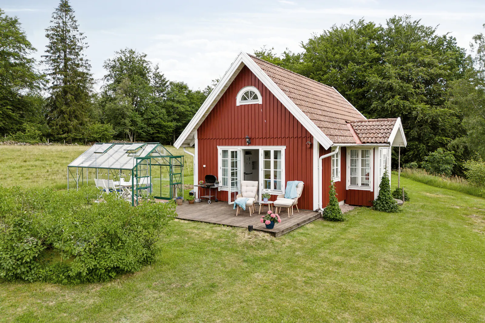 Sjönära sommarstuga med natur i Halland – bild 24 av 24