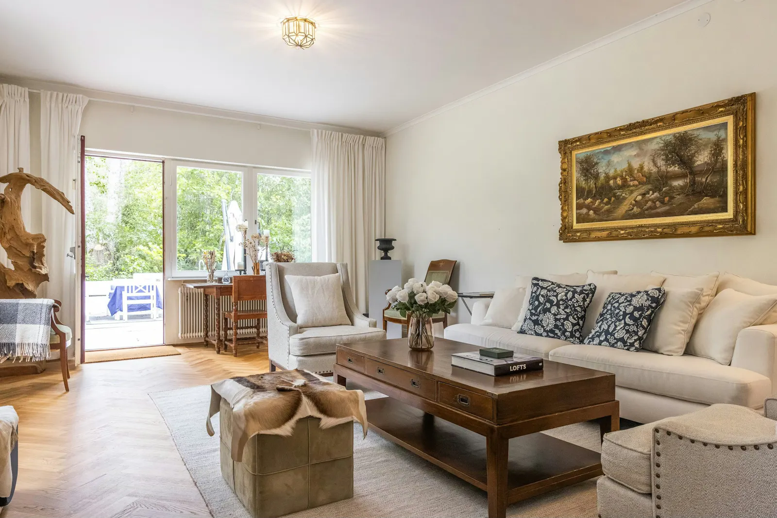 Herrgårdsvilla med sjöhus nära Stockholm – bild 13 av 24