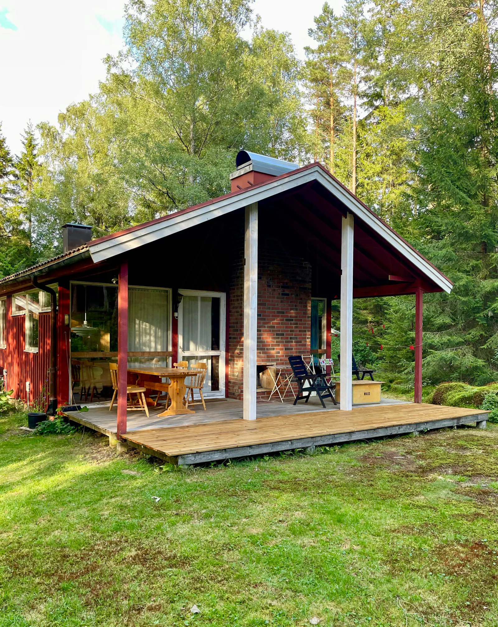 Skogsstuga nära havet på Orust – bild 2 av 24