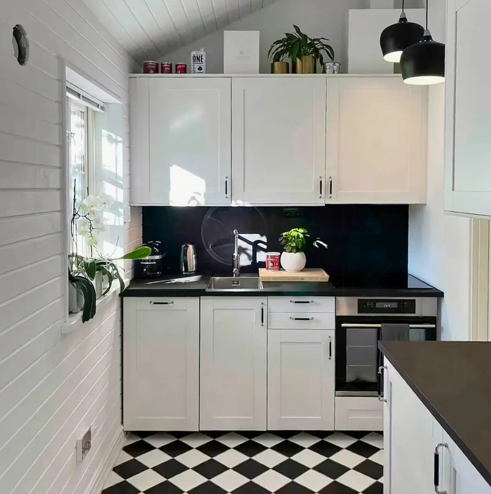 Hus med sovloft och havsutsikt i Lomma – bild 3 av 15