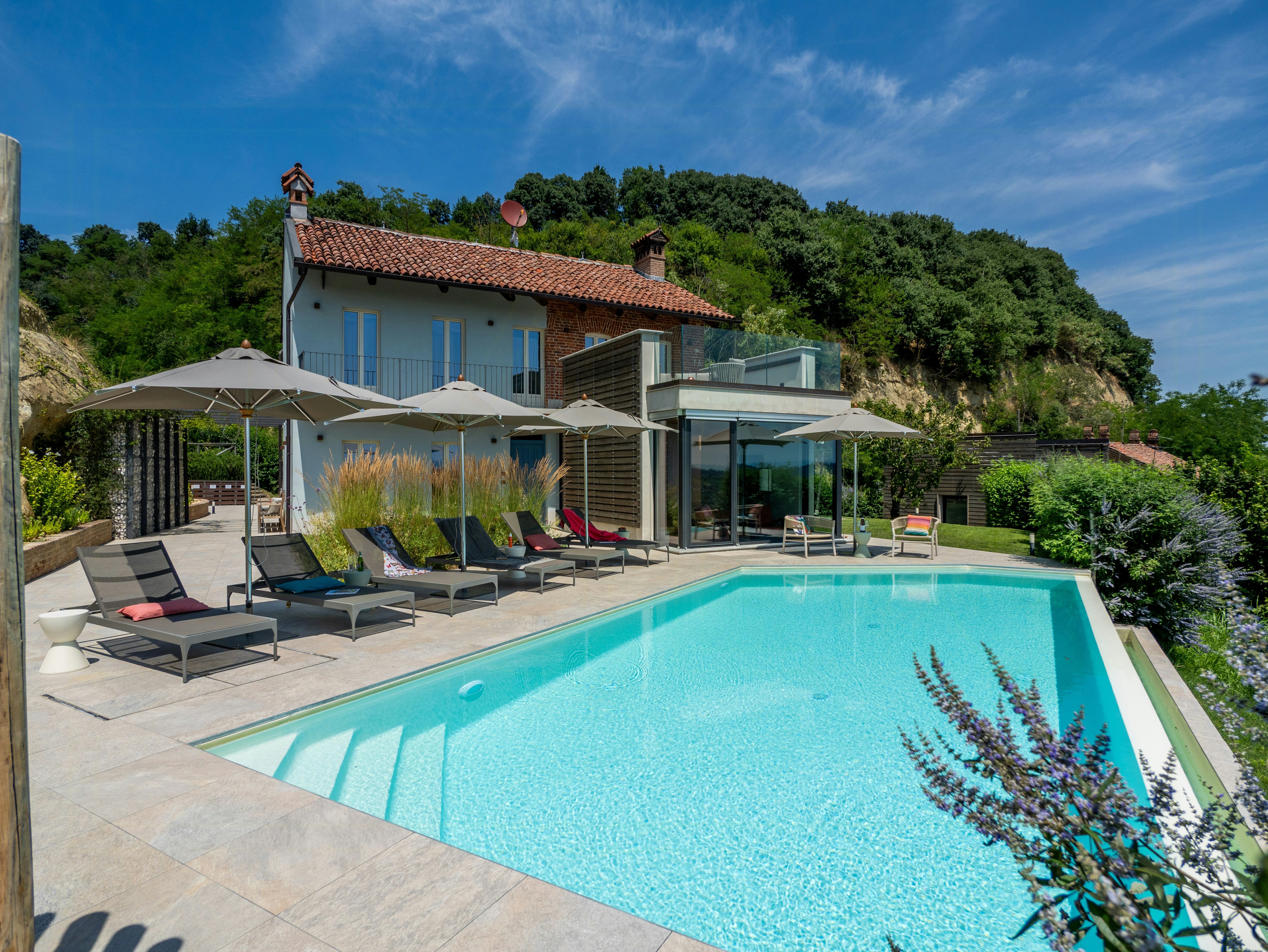 Montaldo Roero cover image
