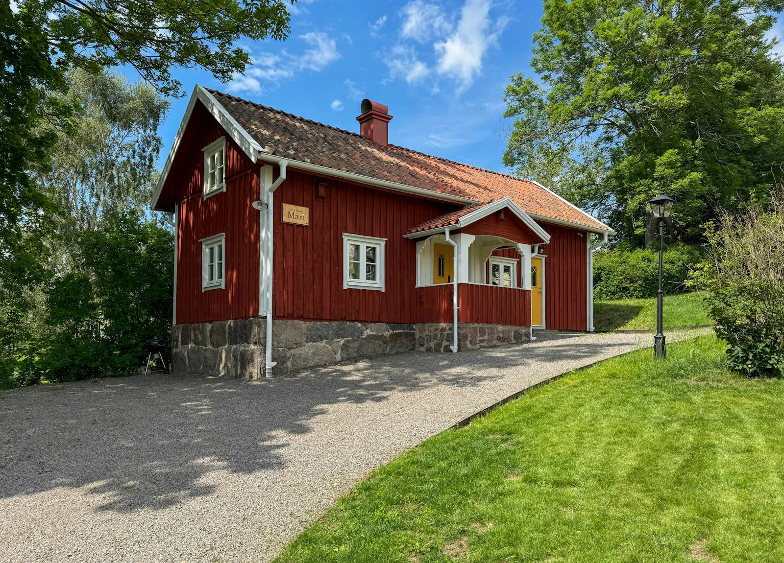 Timrat missionshus från 1840 vid Landsjön – bild 2 av 24