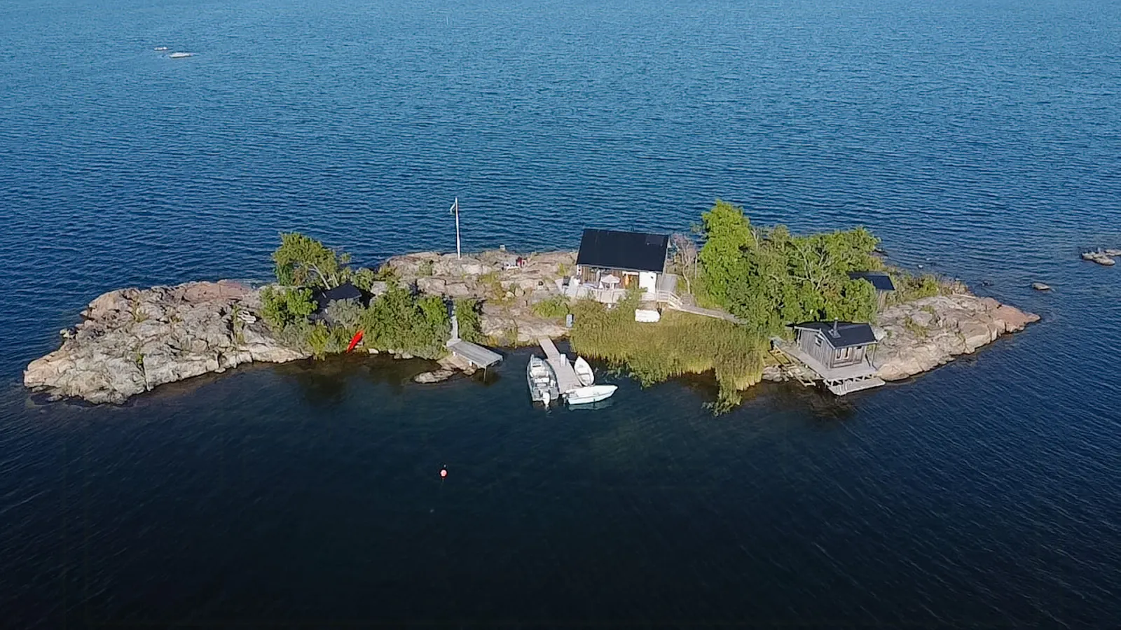 Skärgårdsstuga på privat ö med havsutsikt – bild 19 av 20