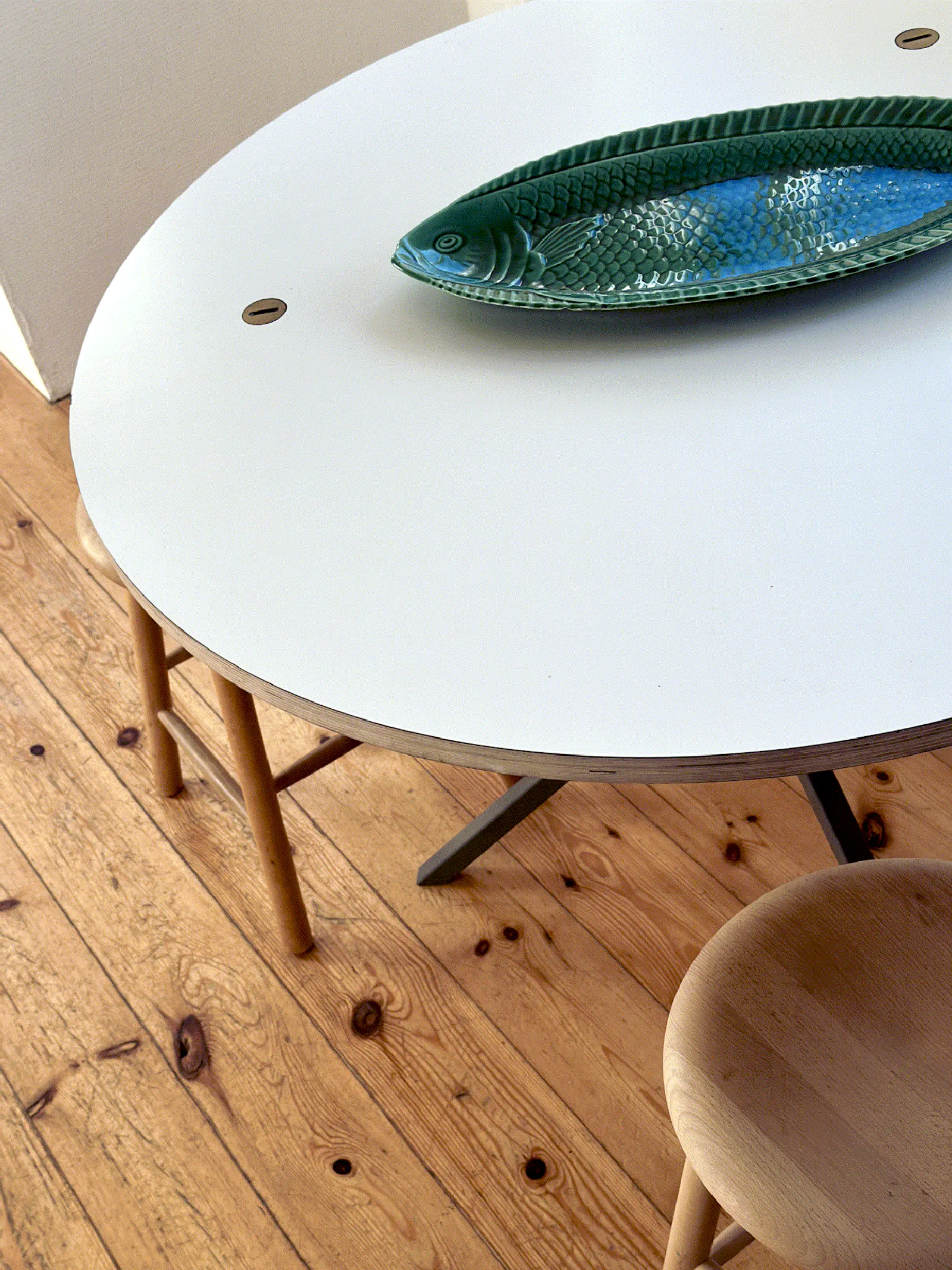 Konstnärsstudio med havsutsikt på Tjörn – bild 22 av 24