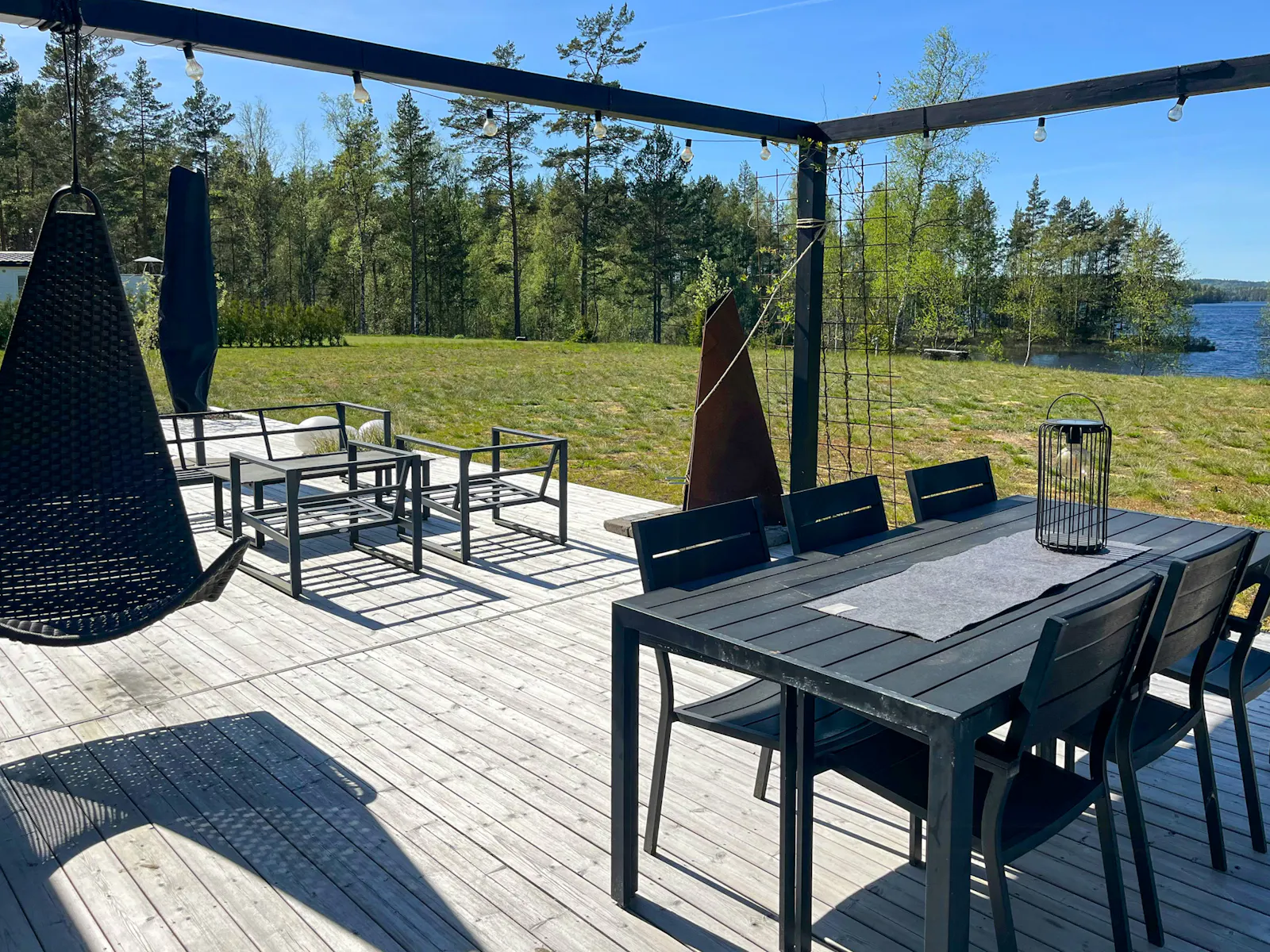 Sjöstuga med solnedgångar över Försjön – bild 19 av 24