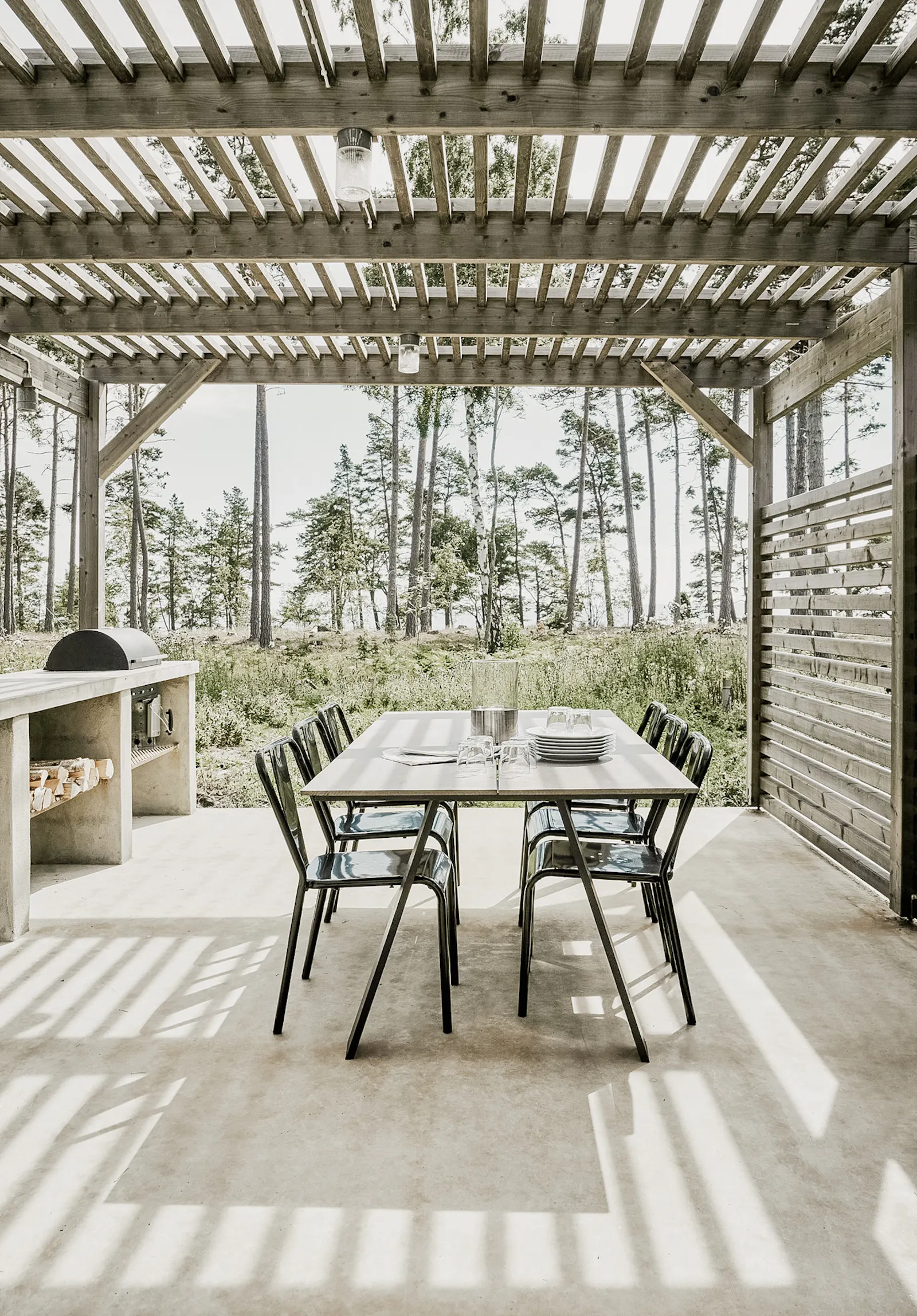 Arkitektritat hus med havsutsikt i Ljugarn – bild 4 av 24