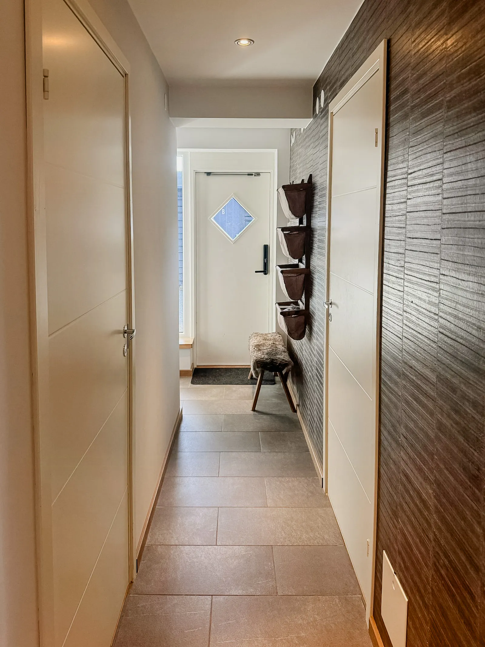 Modern ski lodge med bastu vid Åresjön – bild 14 av 24