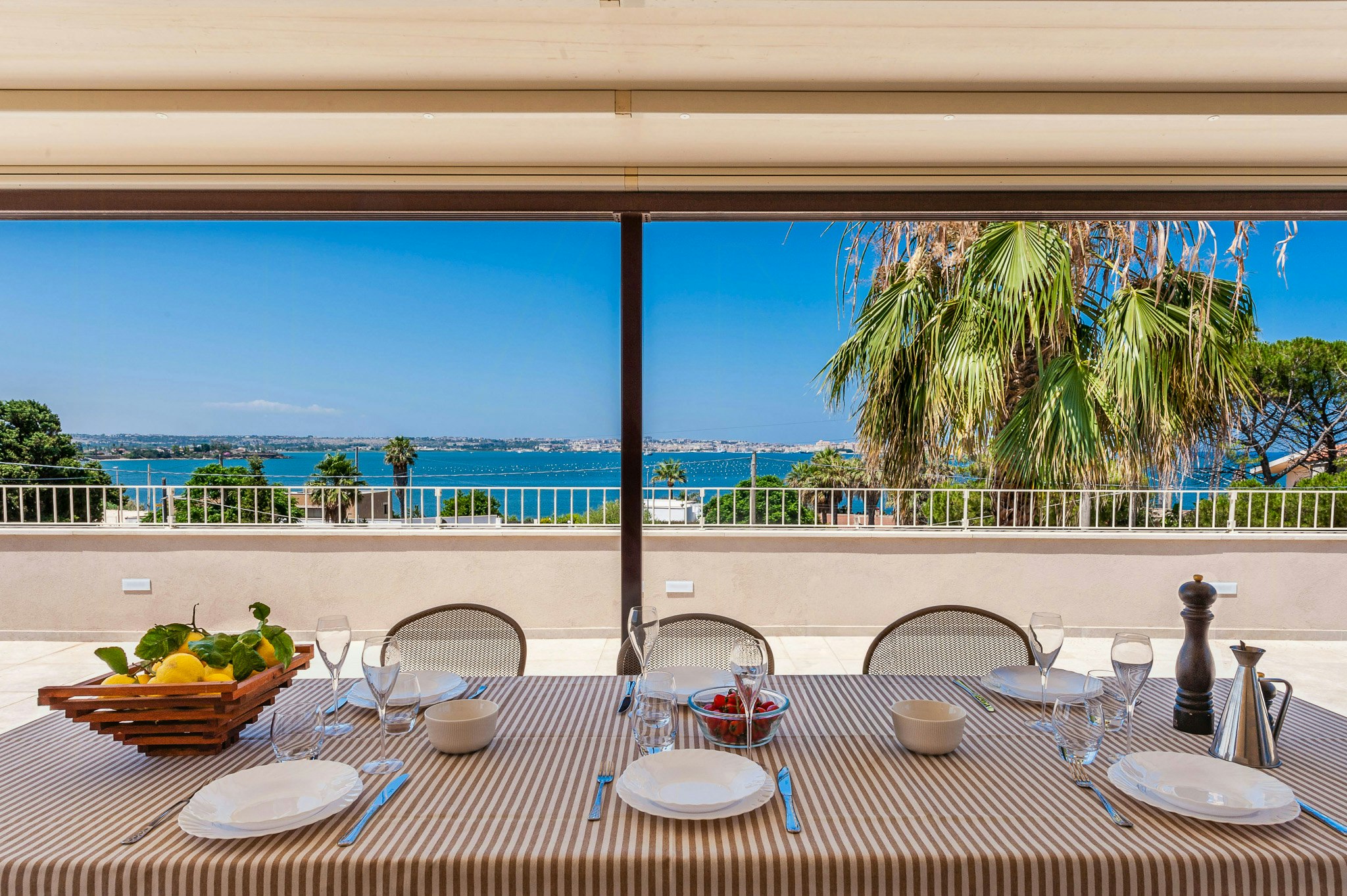 Siracusa cover image