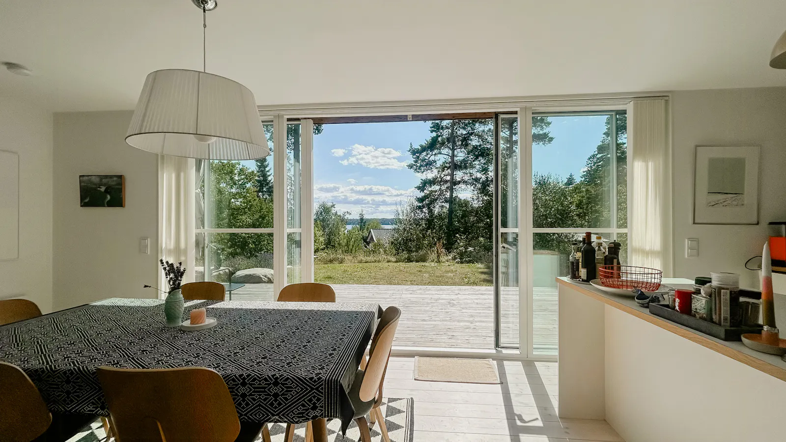 Modernt hus i Staveström, Stockholms skärgård – bild 5 av 24
