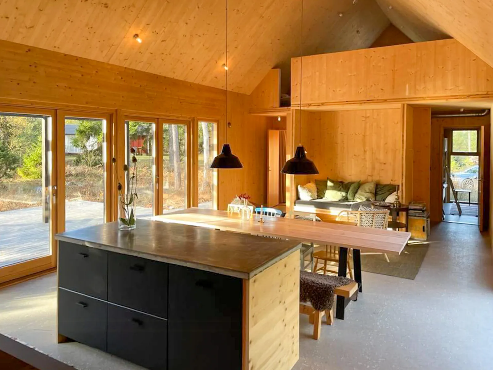 Modernt arkitektritat ladhus vid Ekstakusten – bild 6 av 18