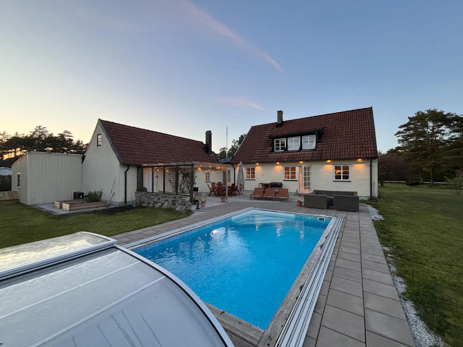 Pool och närhet till stranden i Fröjel – bild 22 av 24