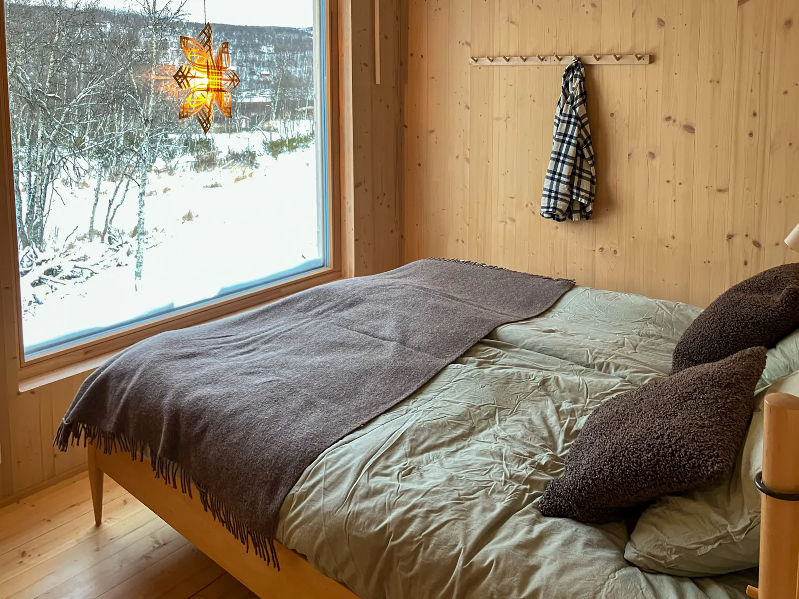 Fjällhus med utsikt över Hamrafjället – bild 16 av 24