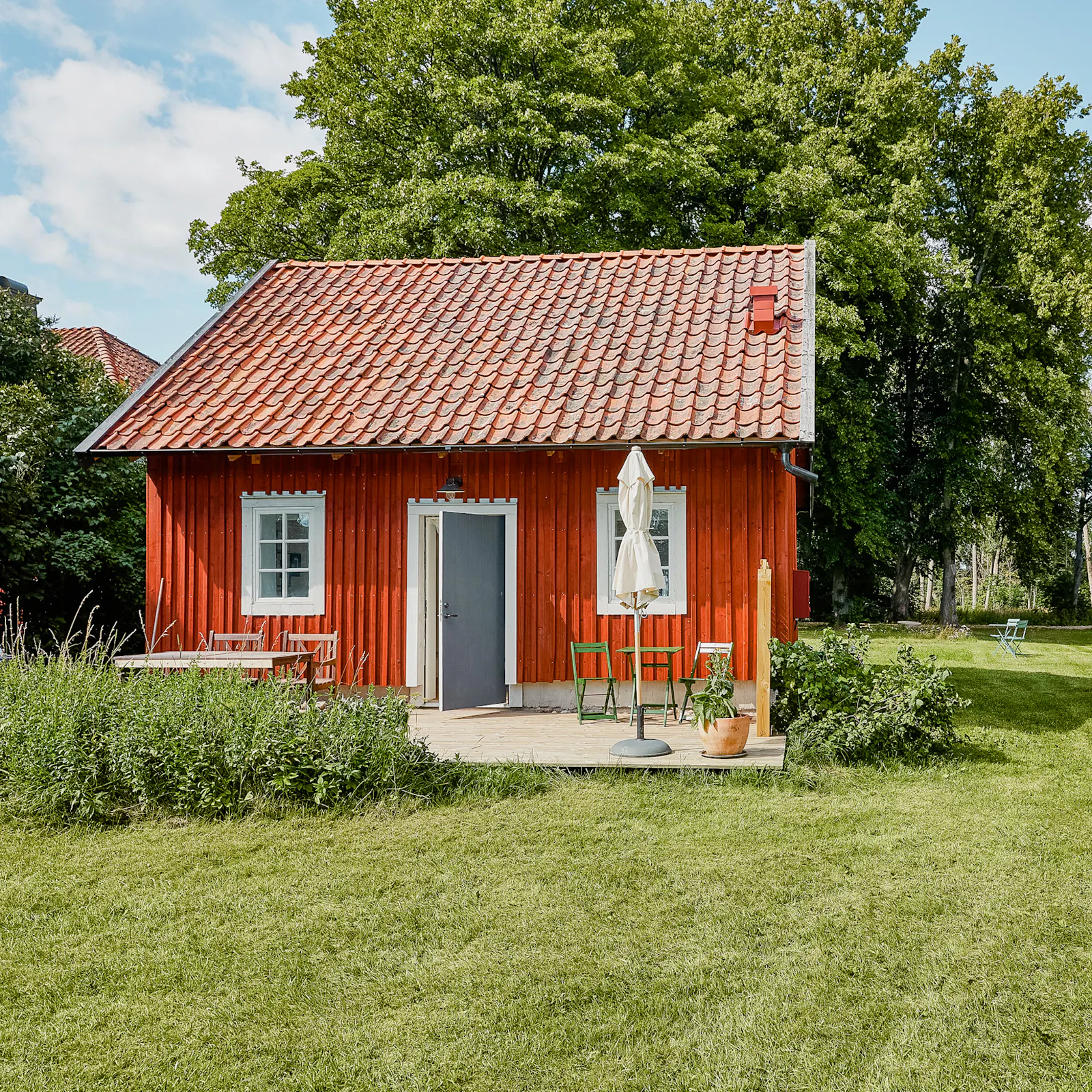 Charmigt Hönshus med terass nära Vadstena – bild 24 av 24