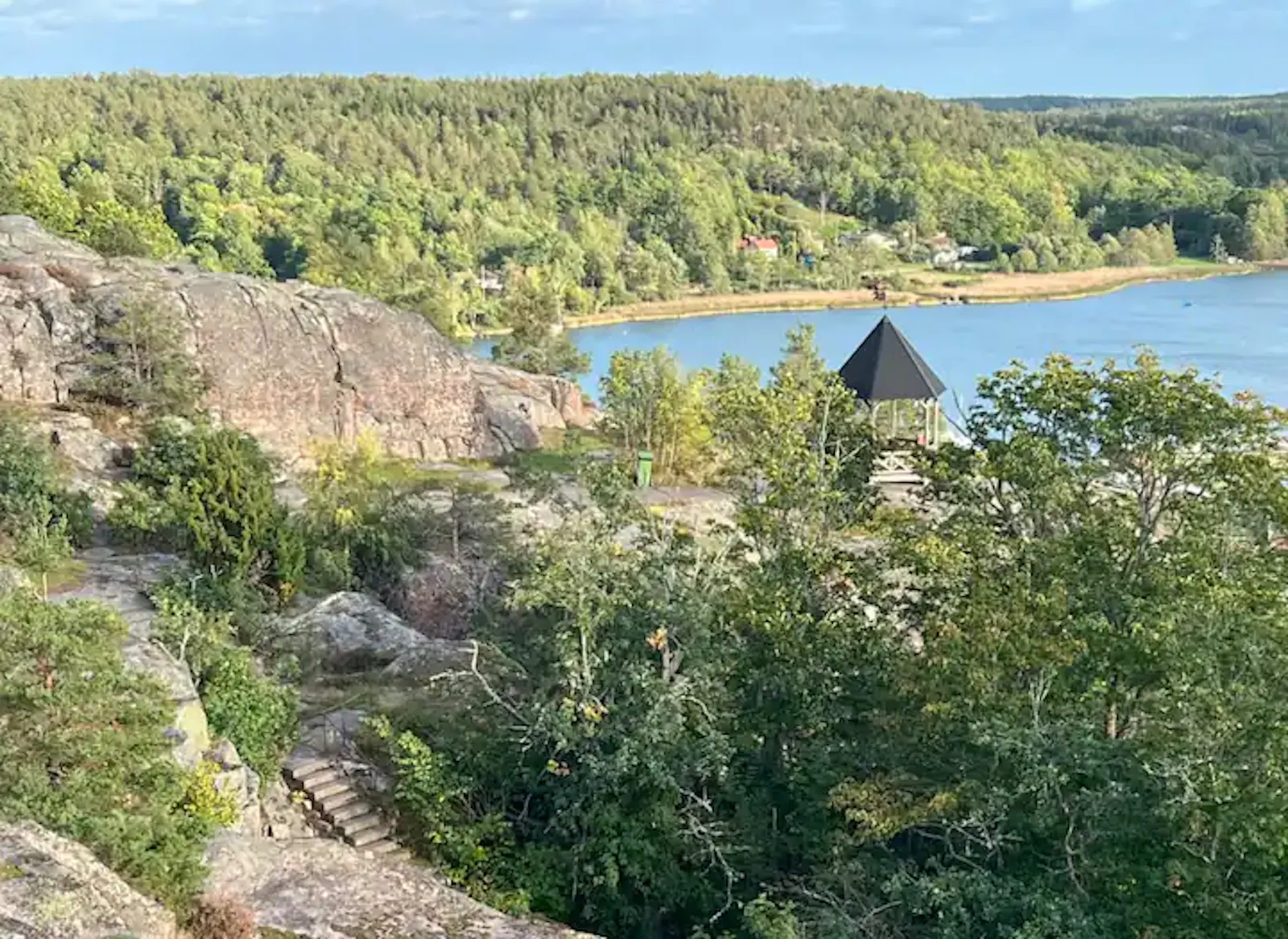 Vackert stuga i Västerviks skärgård – bild 17 av 18