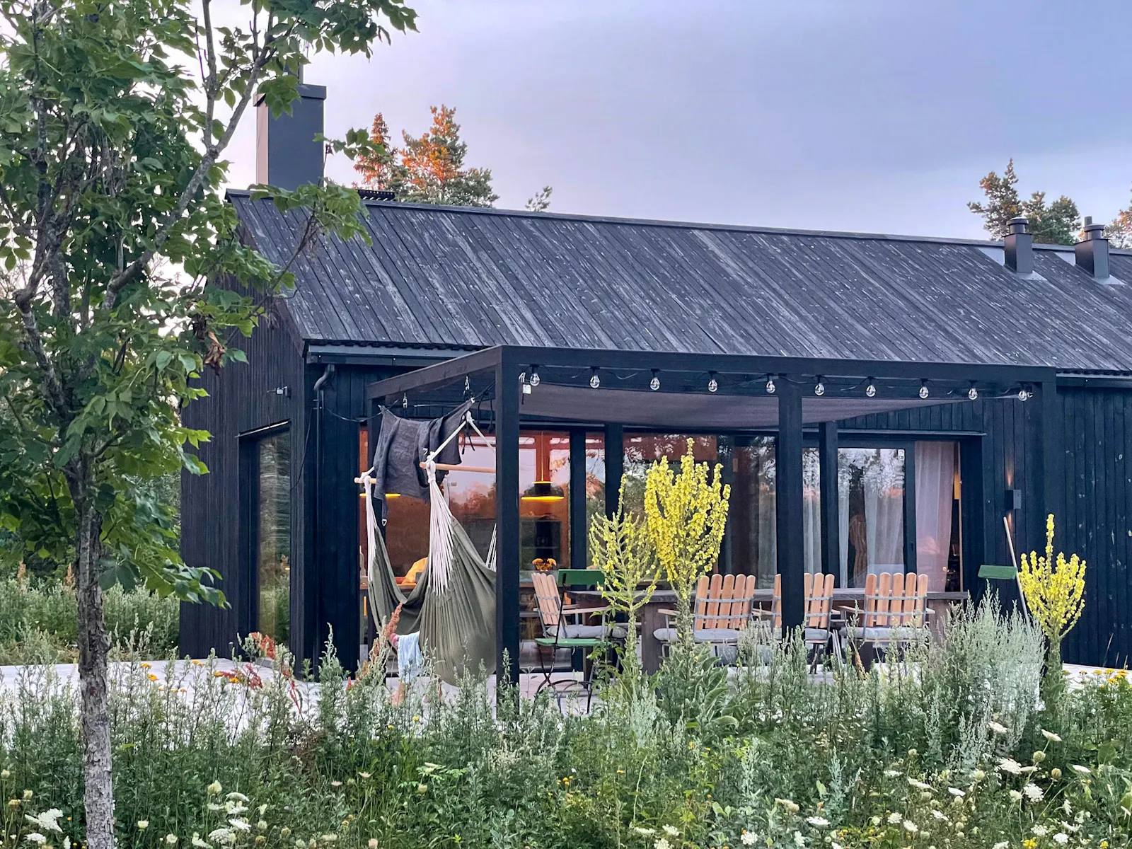 Arkitektritat hus i Etelhem på Gotland – bild 3 av 24