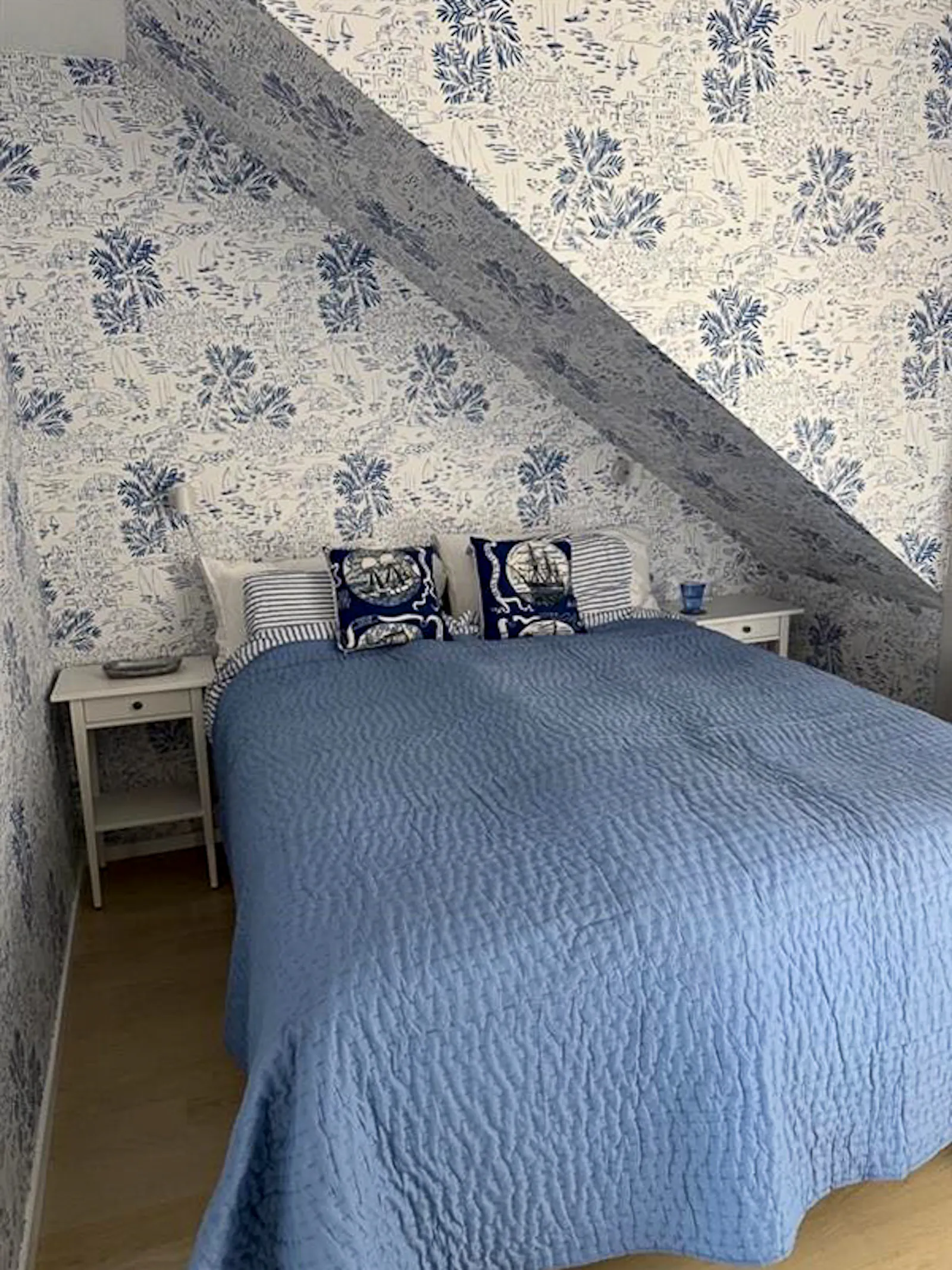Modernt radhus med sol och uteplats på Gotland – bild 9 av 17