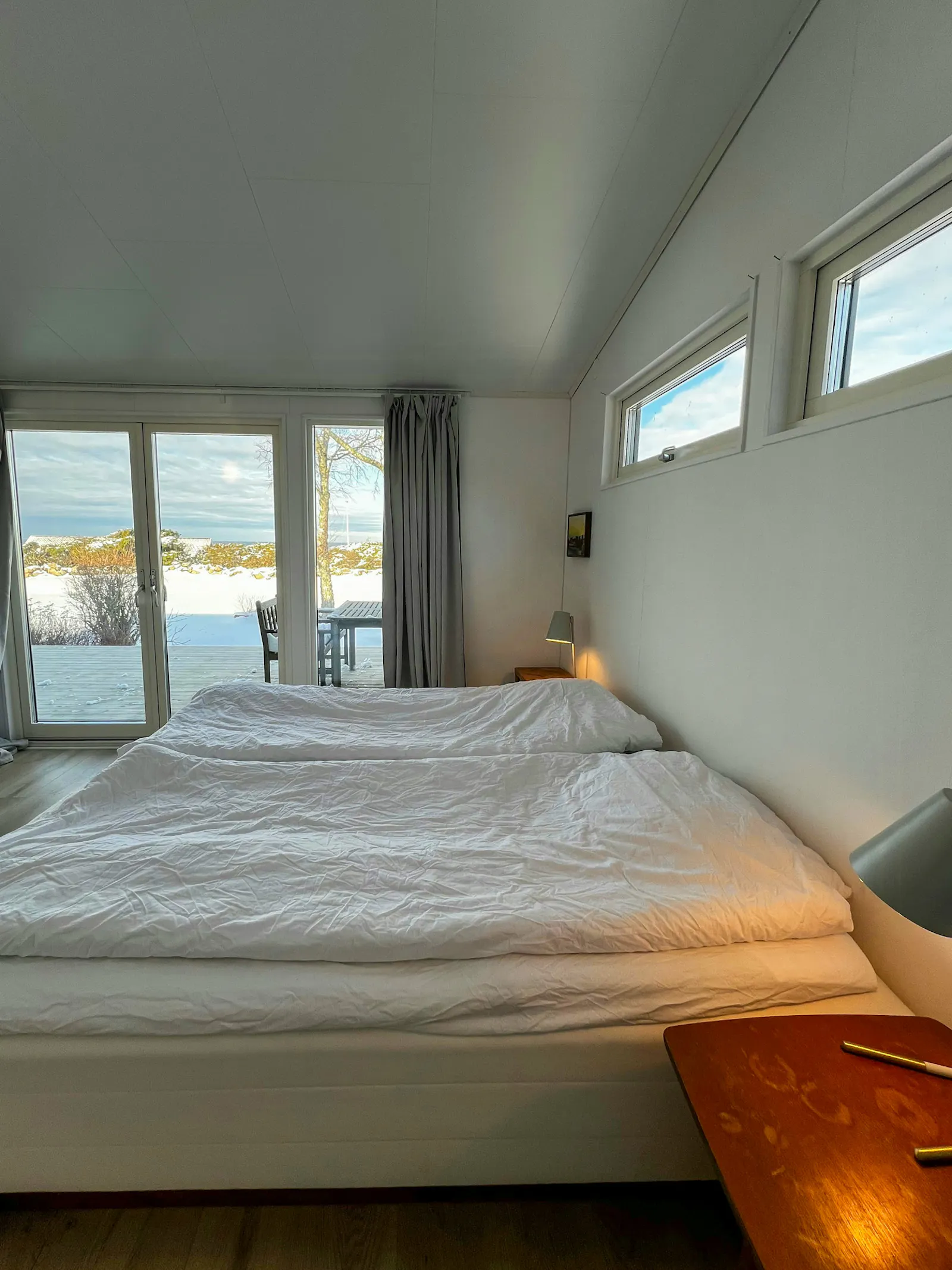 Modern stuga med havsutsikt nära Ugglarpsstrand – bild 14 av 21