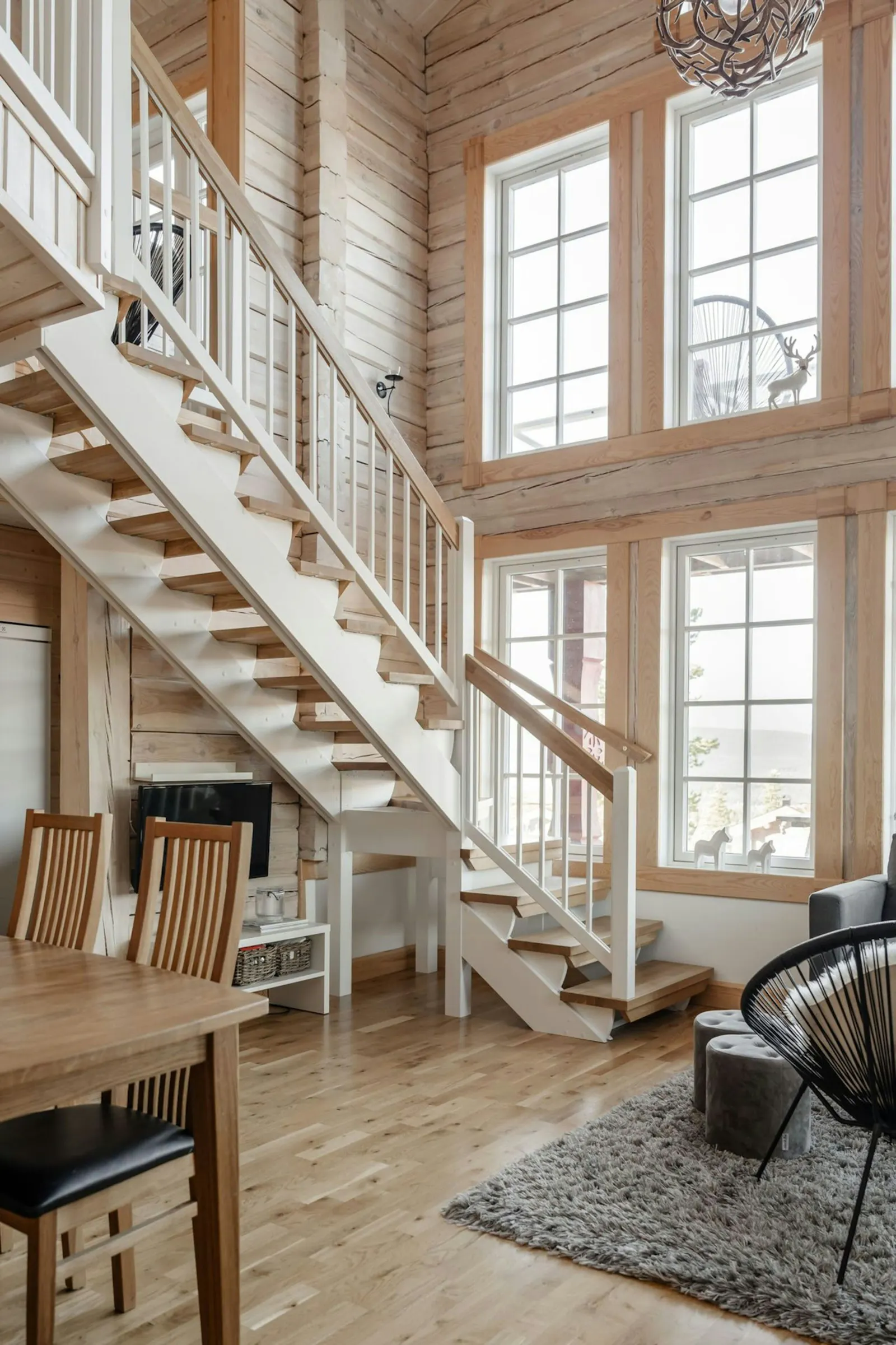 Timmerhus med panoramautsikt i Stöten – bild 10 av 24
