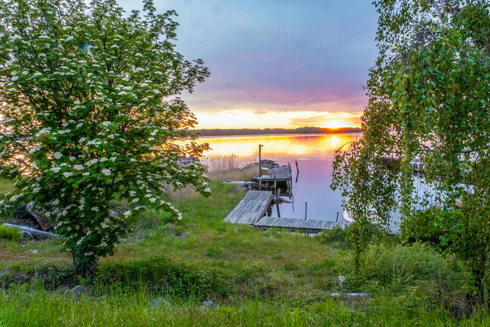 Skärgårdsstuga med gästhus på Sturkö – bild 18 av 19