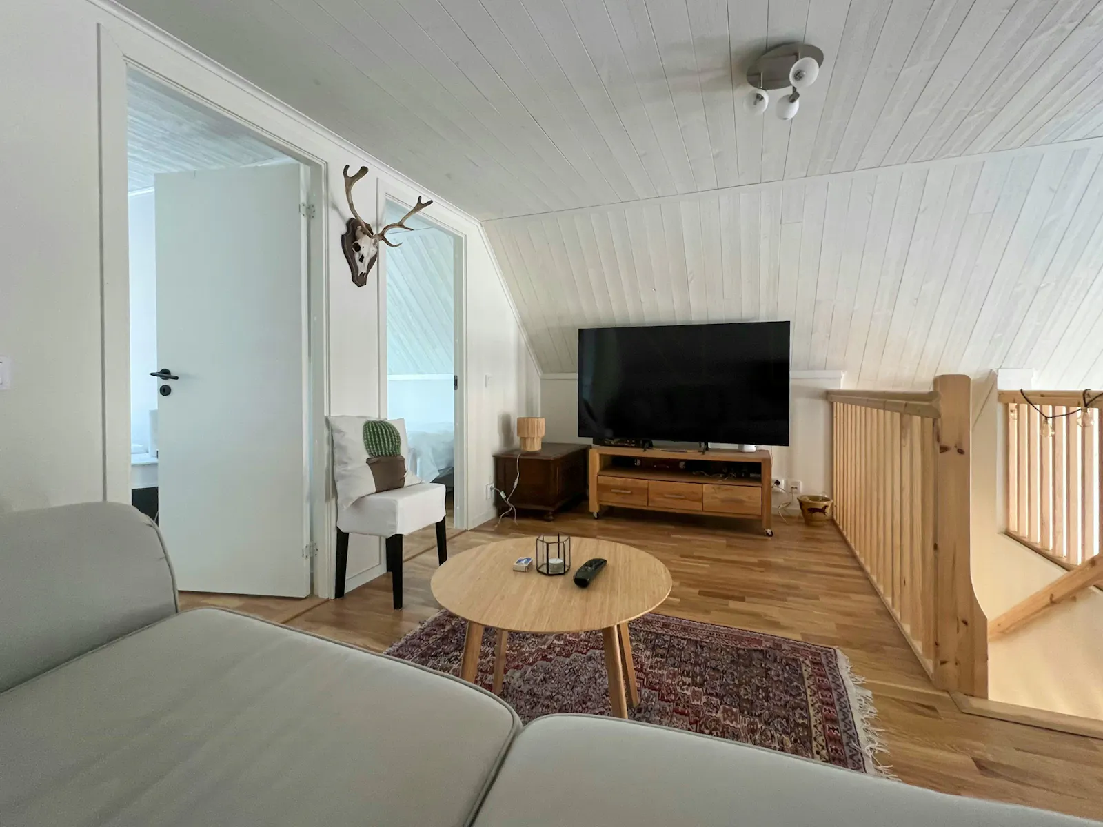 Nybyggt sommarhus vid badsjö i Sala – bild 19 av 24