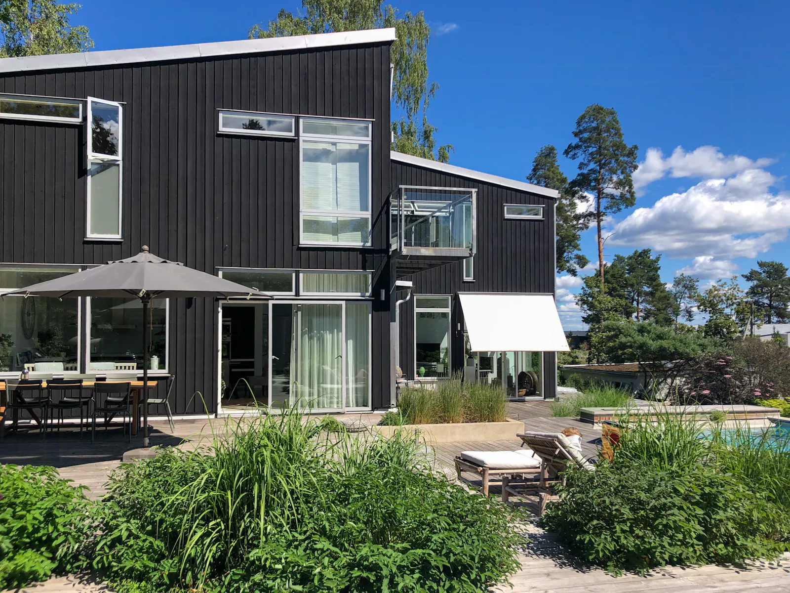 Skärgårdsvilla med pool nära Vaxholm – bild 14 av 20