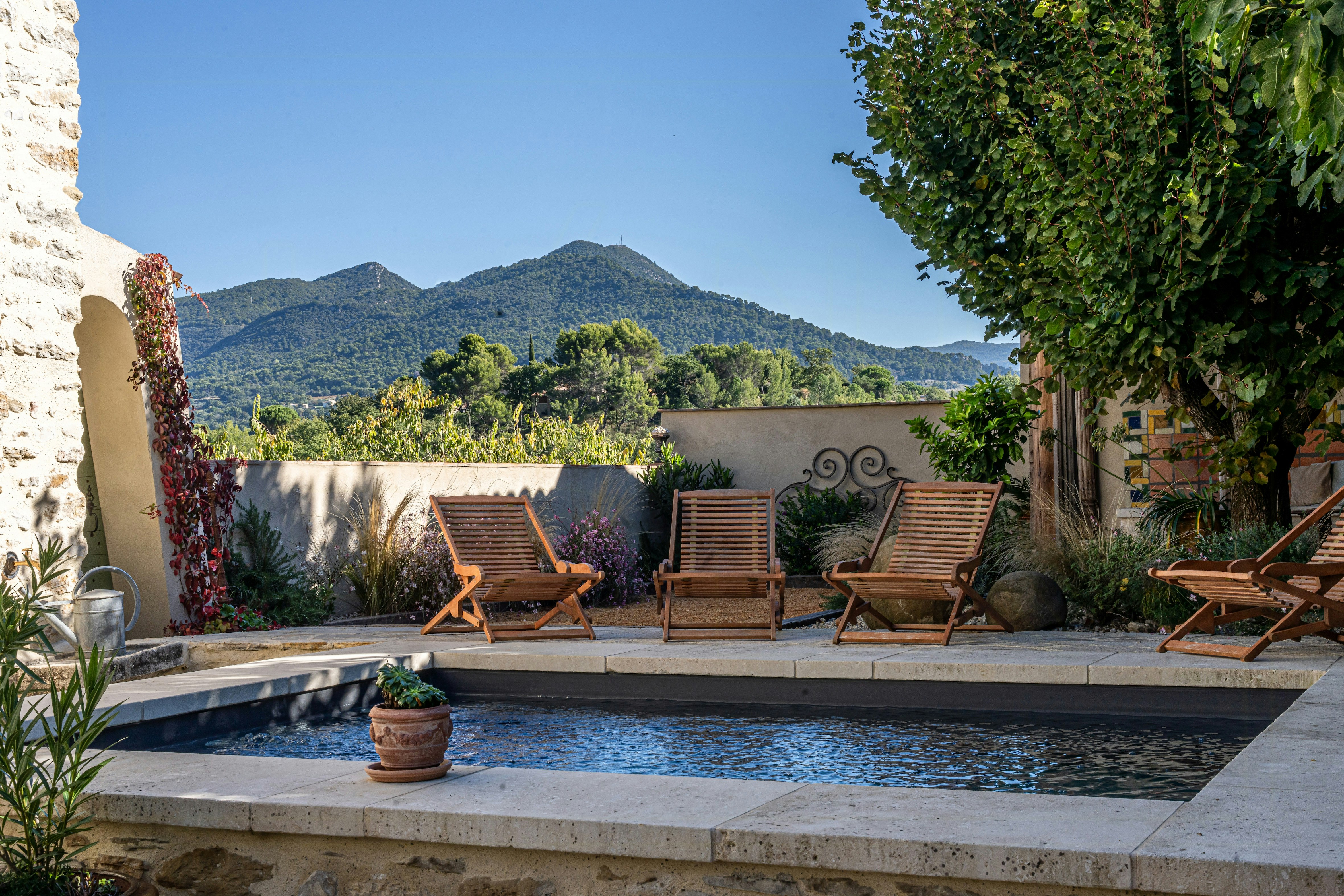 Mirabel-aux-Baronnies cover image
