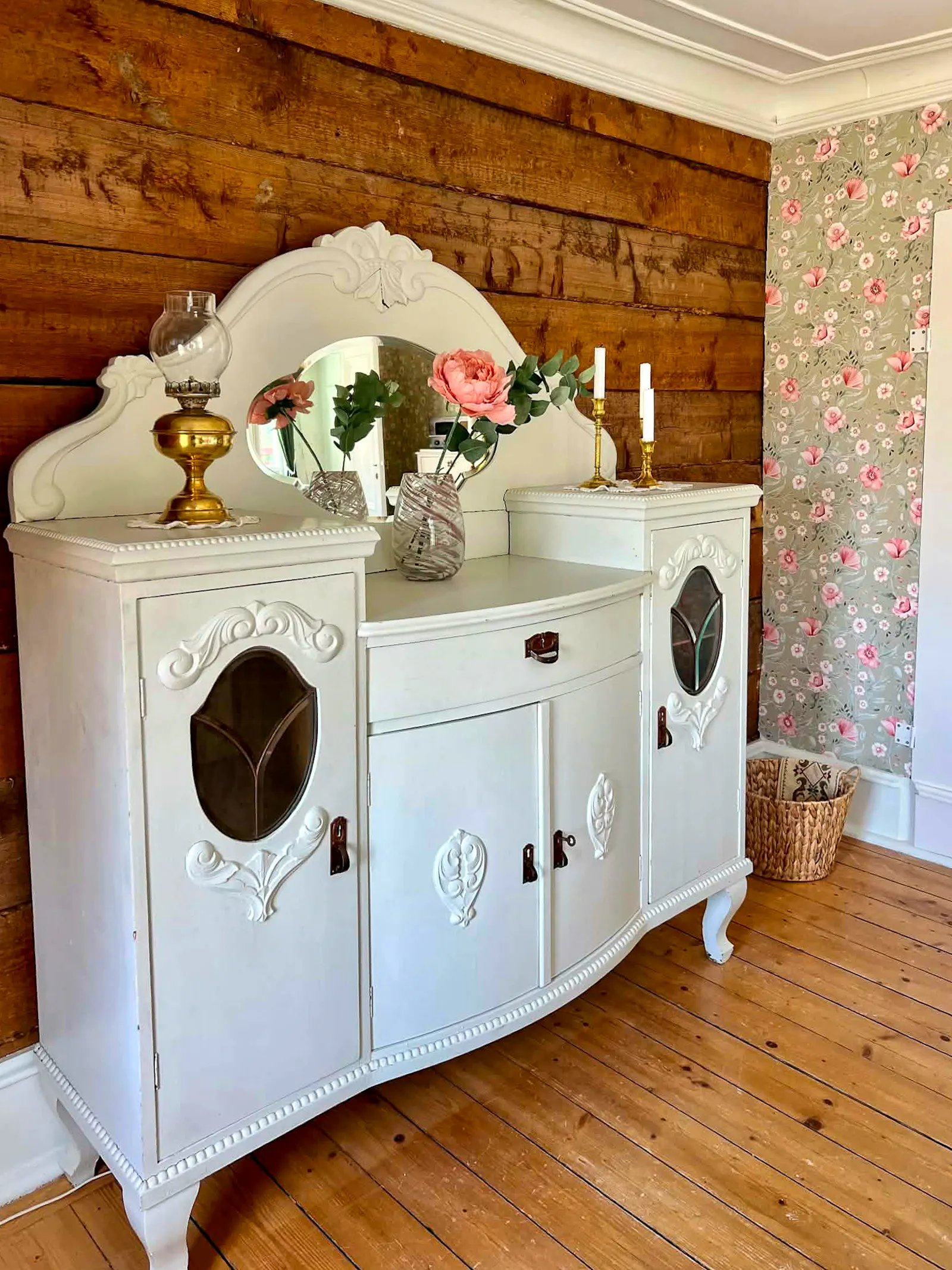 Historisk pärla från 1866 med lugn och charm – bild 17 av 24