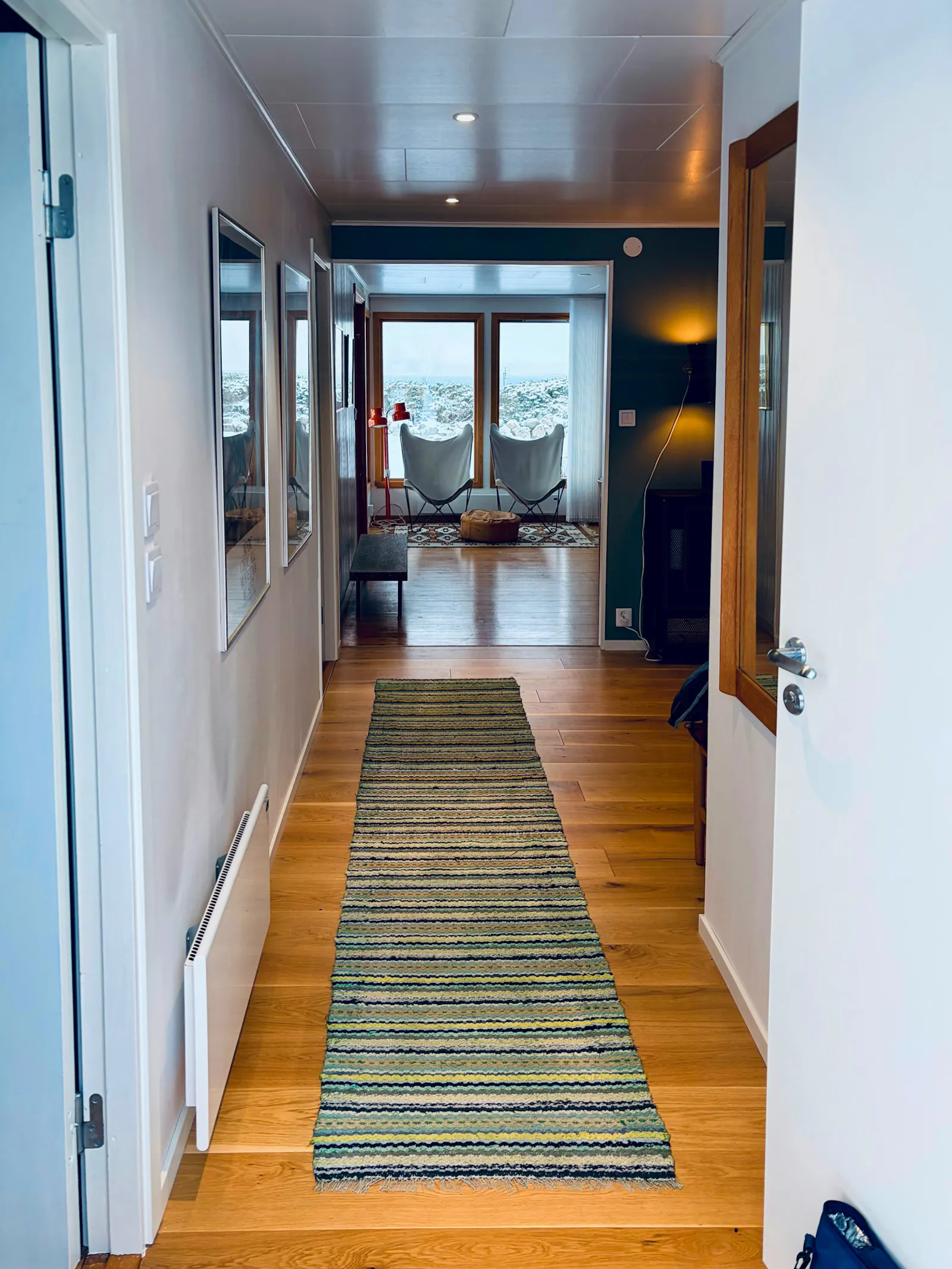 Modern stuga med havsutsikt nära Ugglarpsstrand – bild 10 av 21
