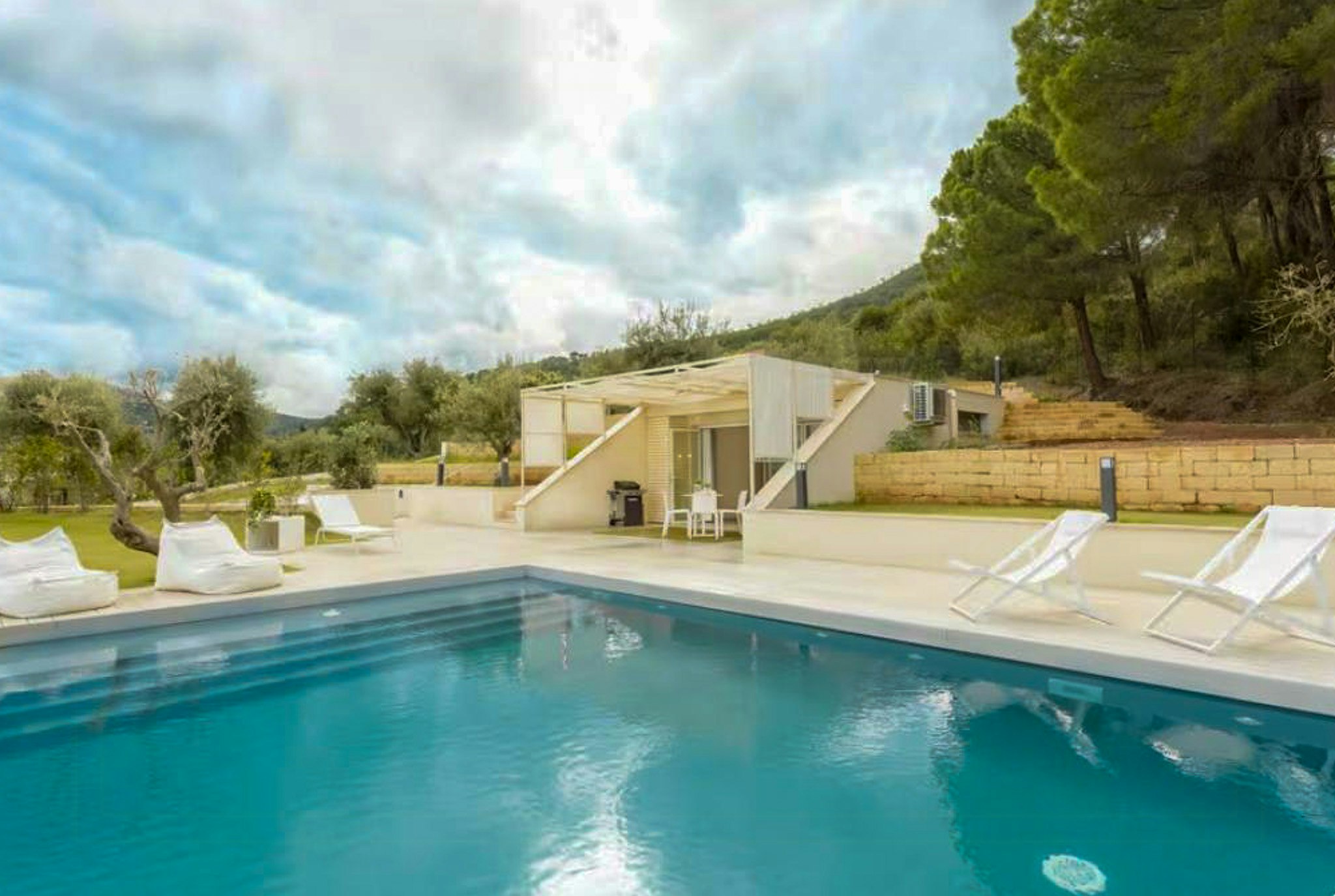 Cefalù cover image