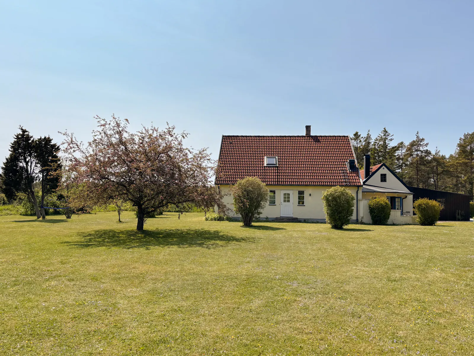 Pool och närhet till stranden i Fröjel – bild 23 av 24