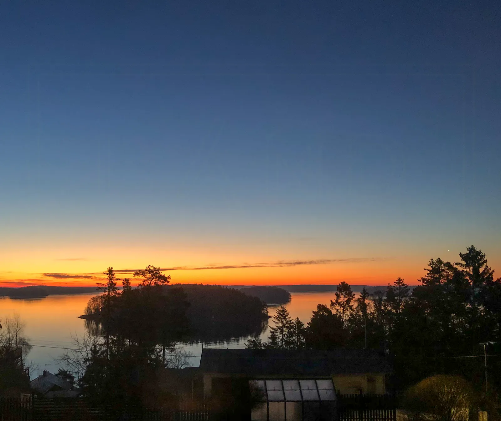 Skärgårdsvilla med pool nära Vaxholm – bild 20 av 20