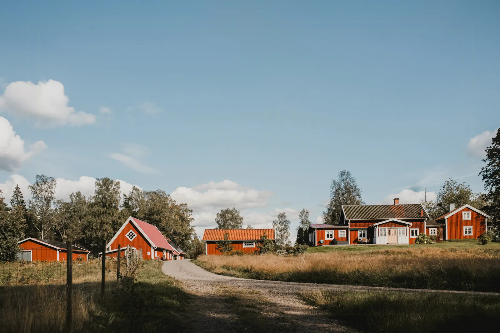 Renoverad ladugård från 1850 i Smålands skogar – bild 12 av 24