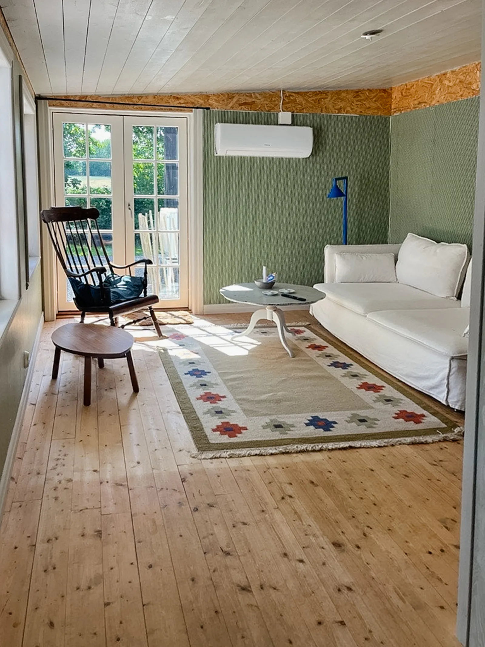 Skånskt långhus med ateljé i Österlen – bild 7 av 24