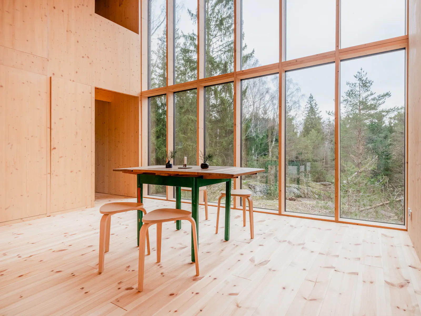 Nybyggd ateljé med naturnära design på Orust – bild 7 av 24