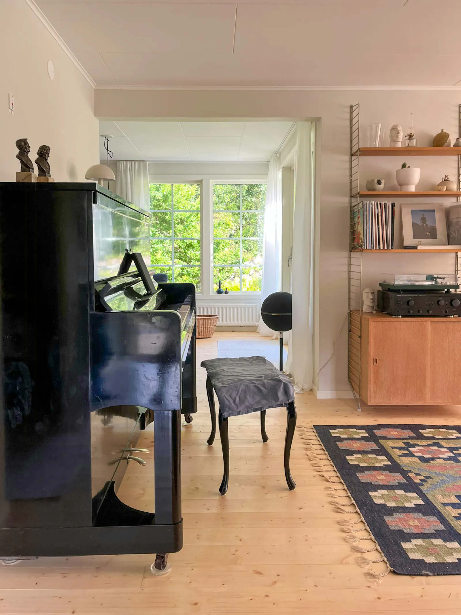 Modernt semesterhus nära havet i Ugglarp – bild 15 av 24