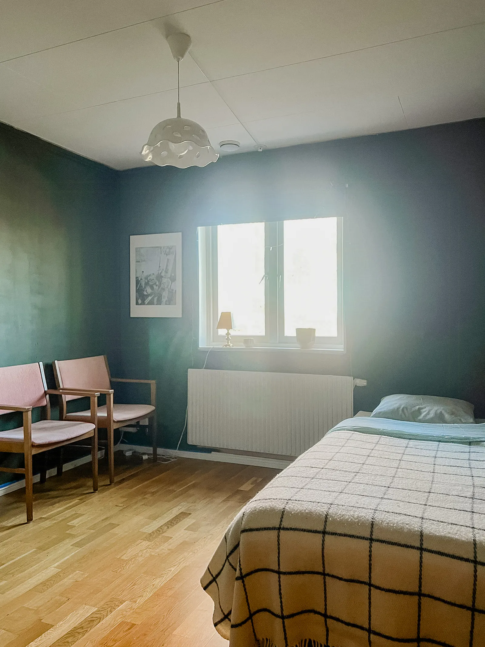 Hus vid Kalmarsund med utsikt mot Öland – bild 23 av 24