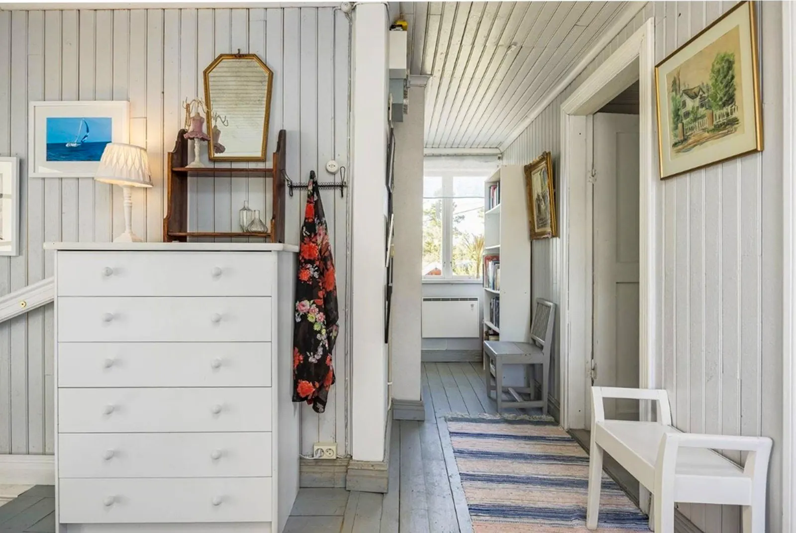 Hus med egen brygga i Kuggören – bild 18 av 24